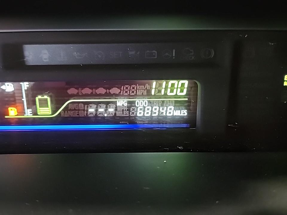 2012 Toyota Prius v Five FWD