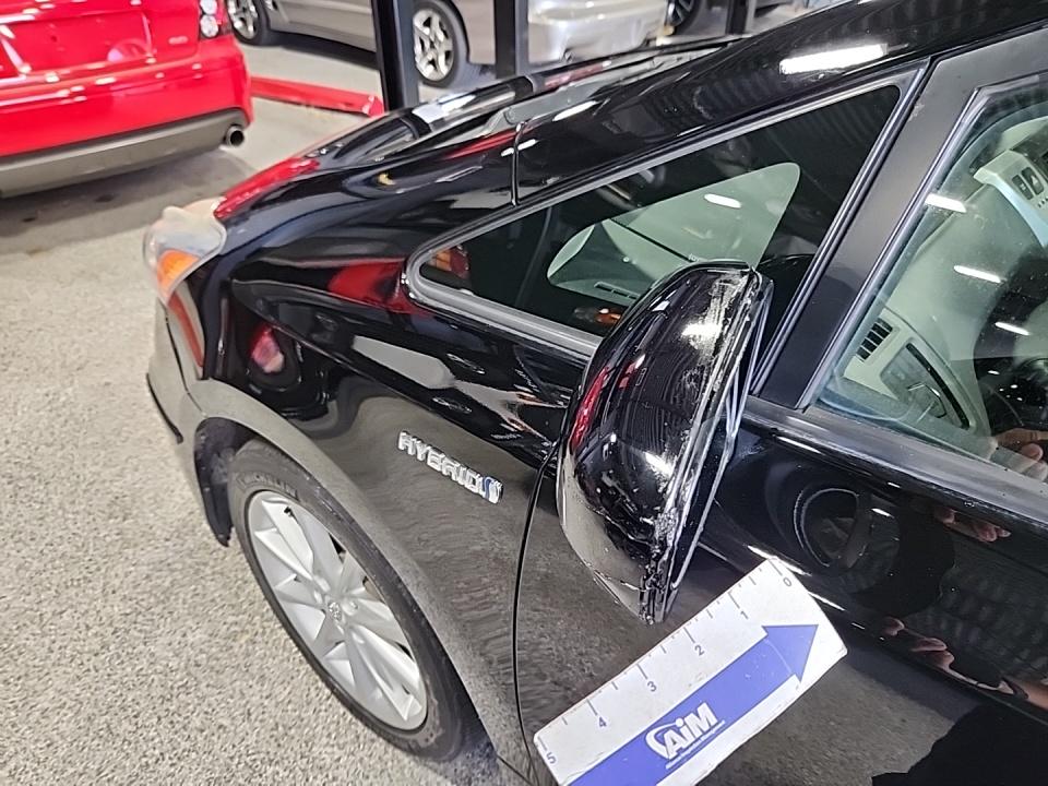 2012 Toyota Prius v Five FWD