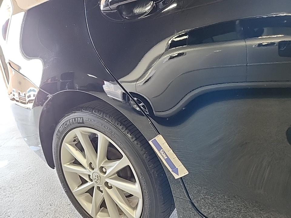 2012 Toyota Prius v Five FWD