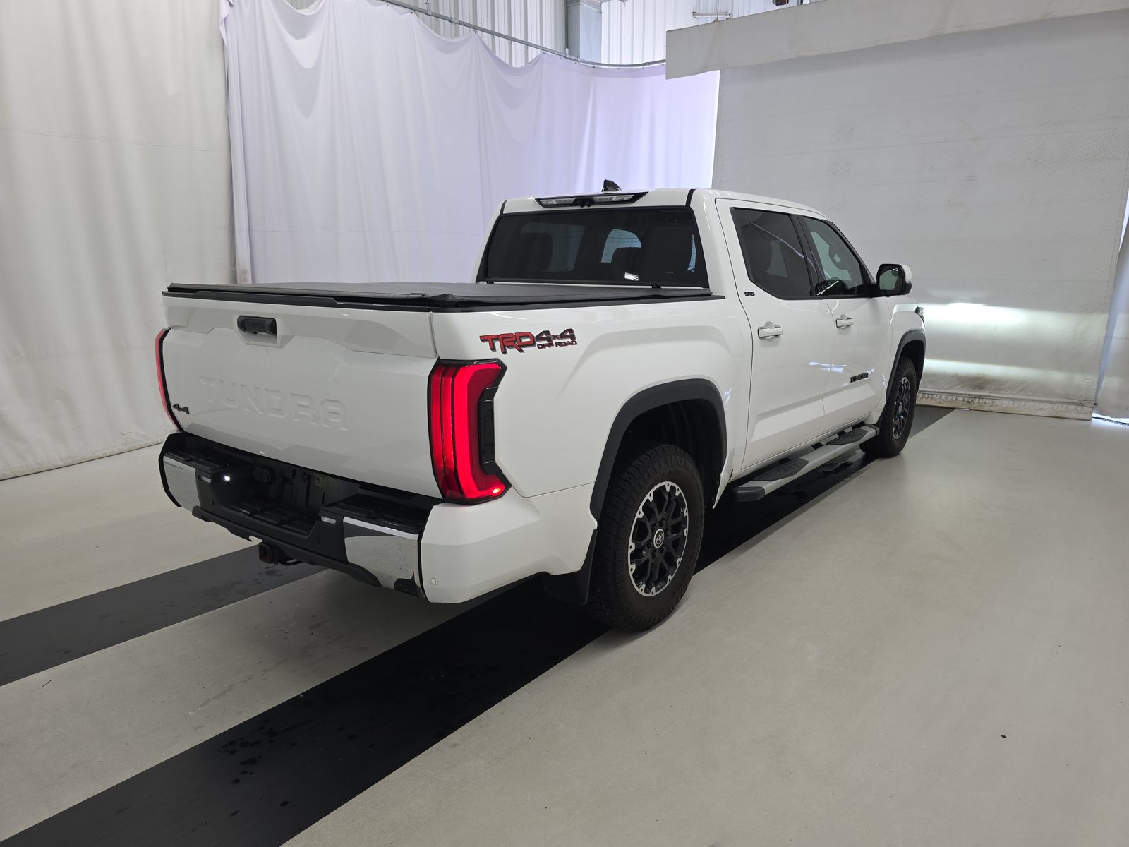 2022 Toyota Tundra SR5 AWD