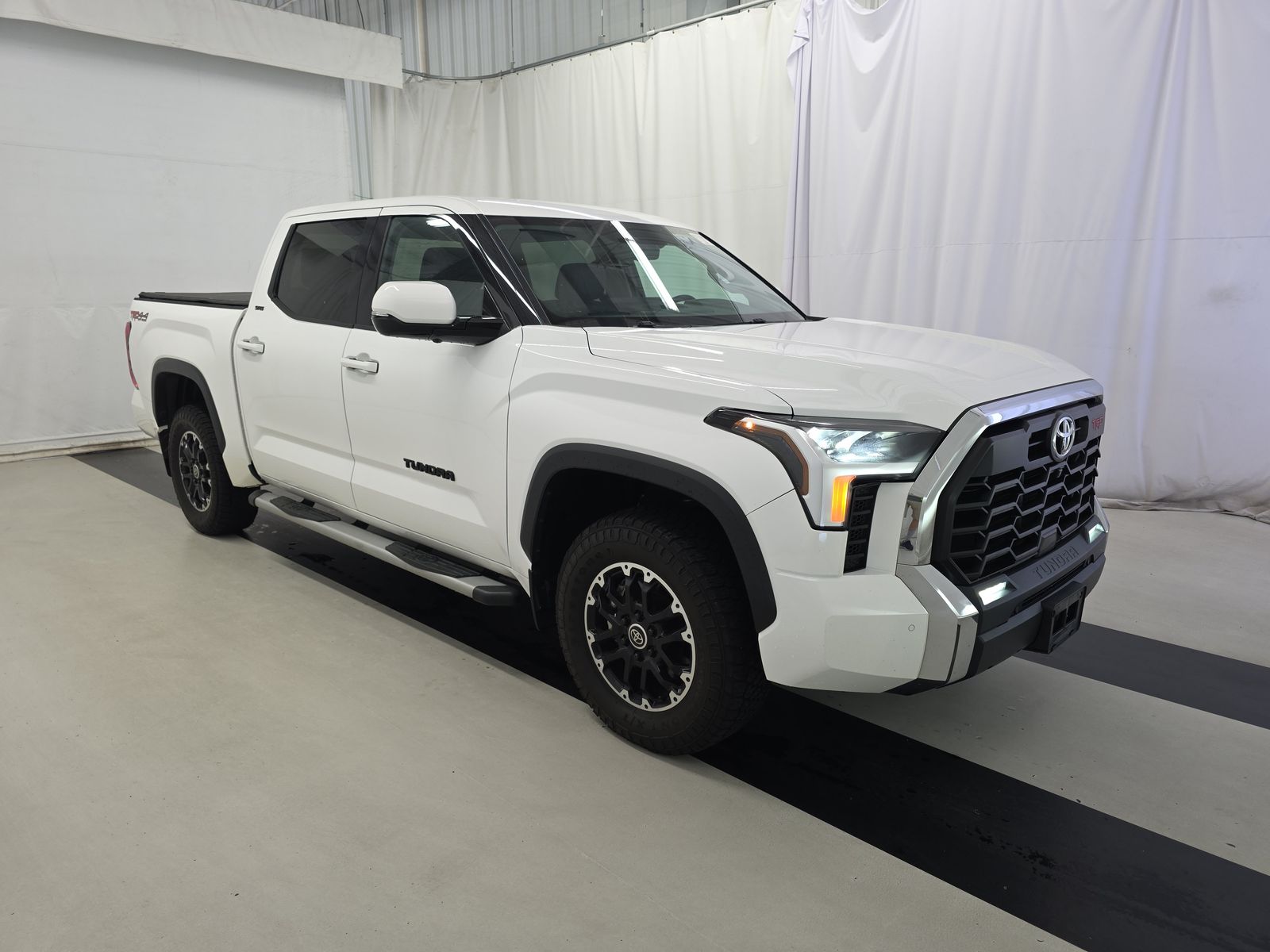 2022 Toyota Tundra SR5 AWD