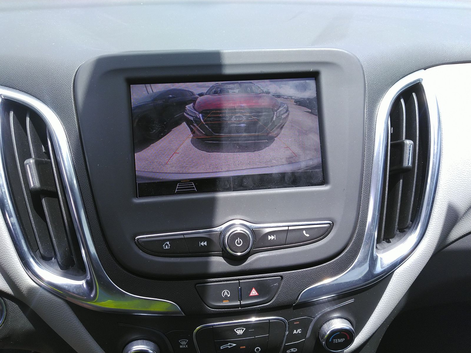 2022 Chevrolet Equinox LS FWD