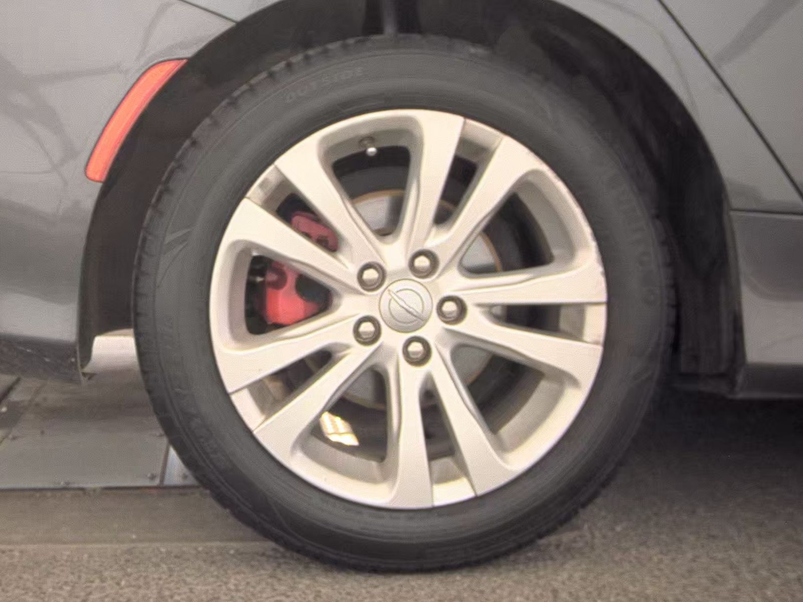 2016 Chrysler 200 Limited FWD