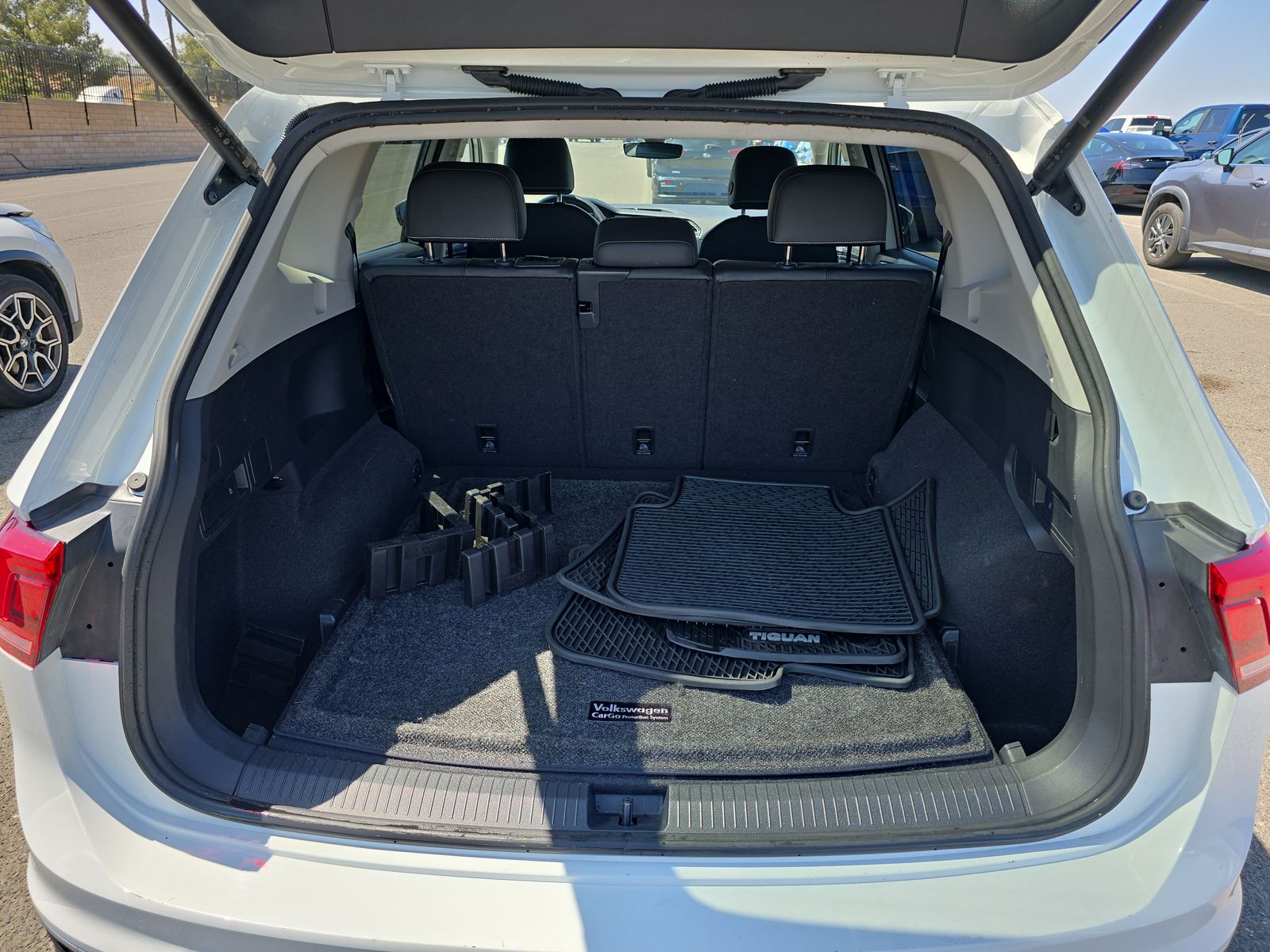 2024 Volkswagen Tiguan 2.0T SE AWD