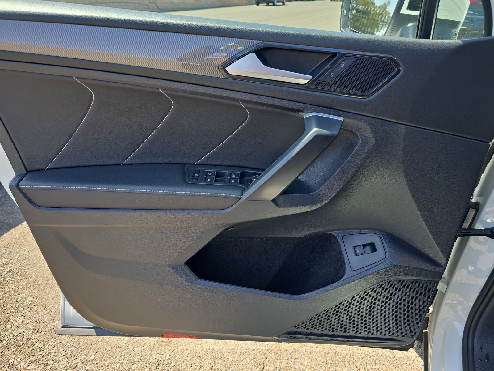 2024 Volkswagen Tiguan 2.0T SE AWD