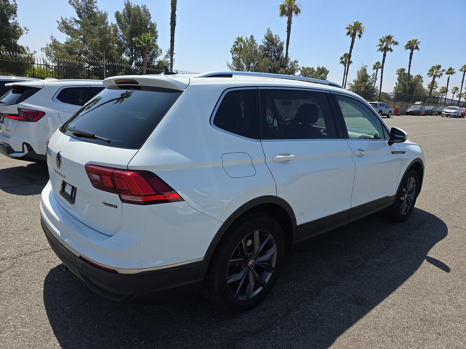 2024 Volkswagen Tiguan 2.0T SE AWD