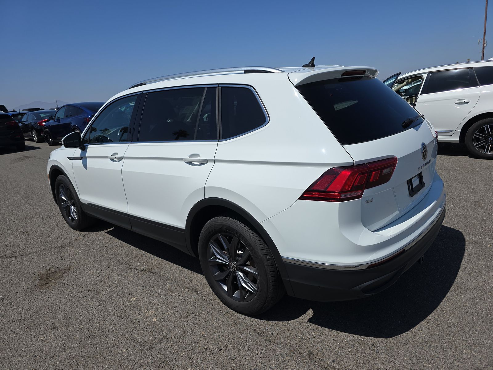 2024 Volkswagen Tiguan 2.0T SE AWD