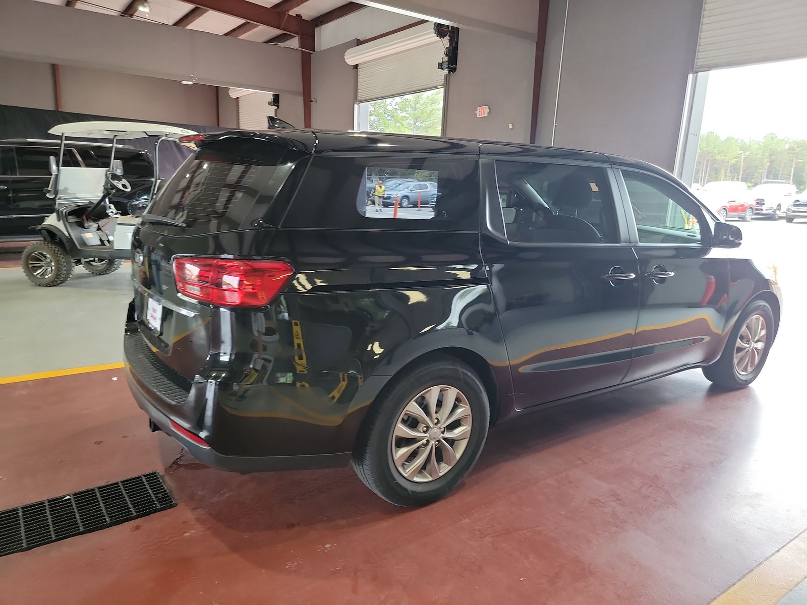2019 Kia Sedona L FWD