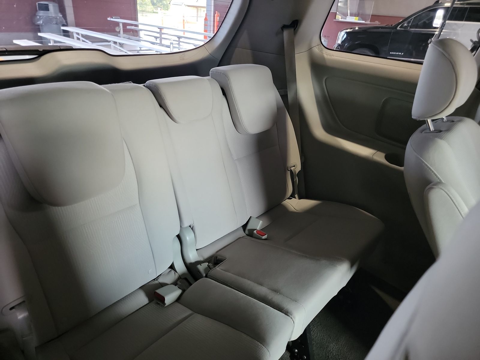 2019 Kia Sedona L FWD