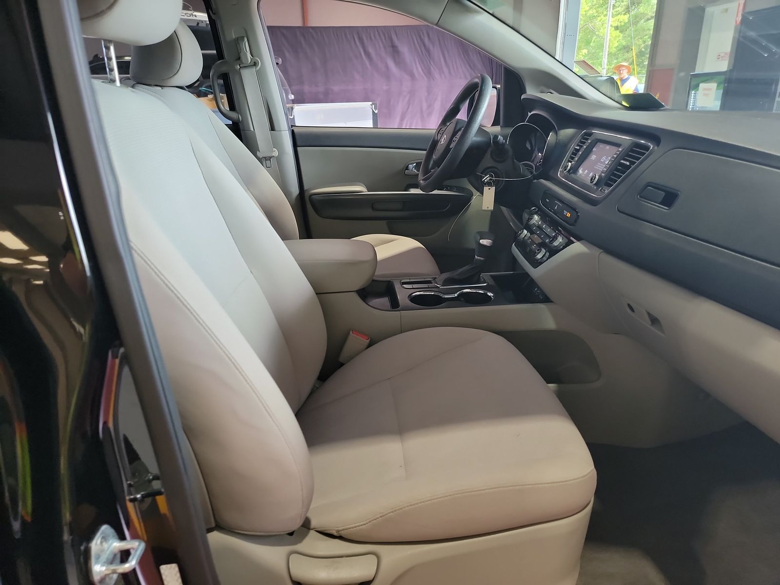 2019 Kia Sedona L FWD
