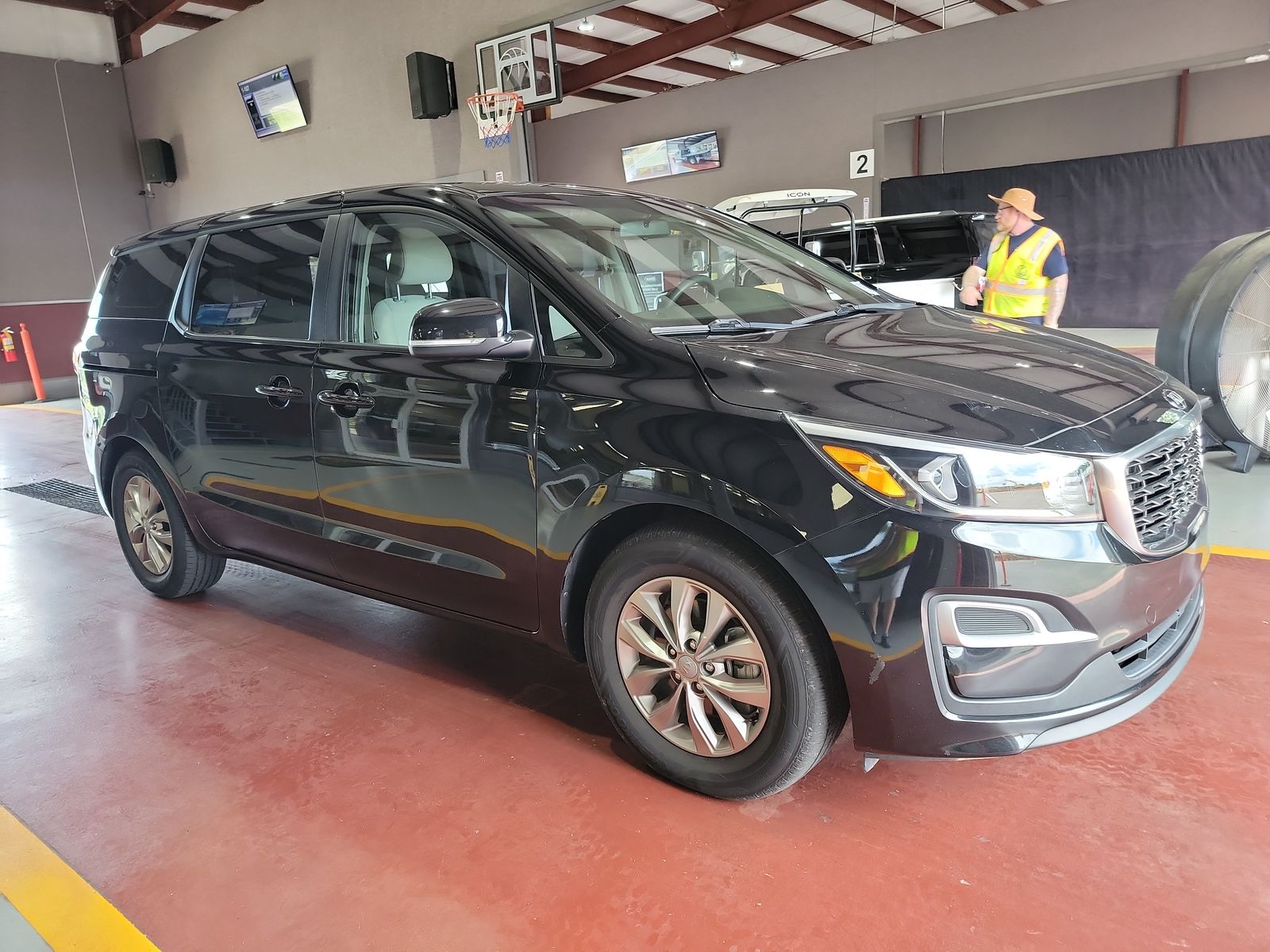 2019 Kia Sedona L FWD