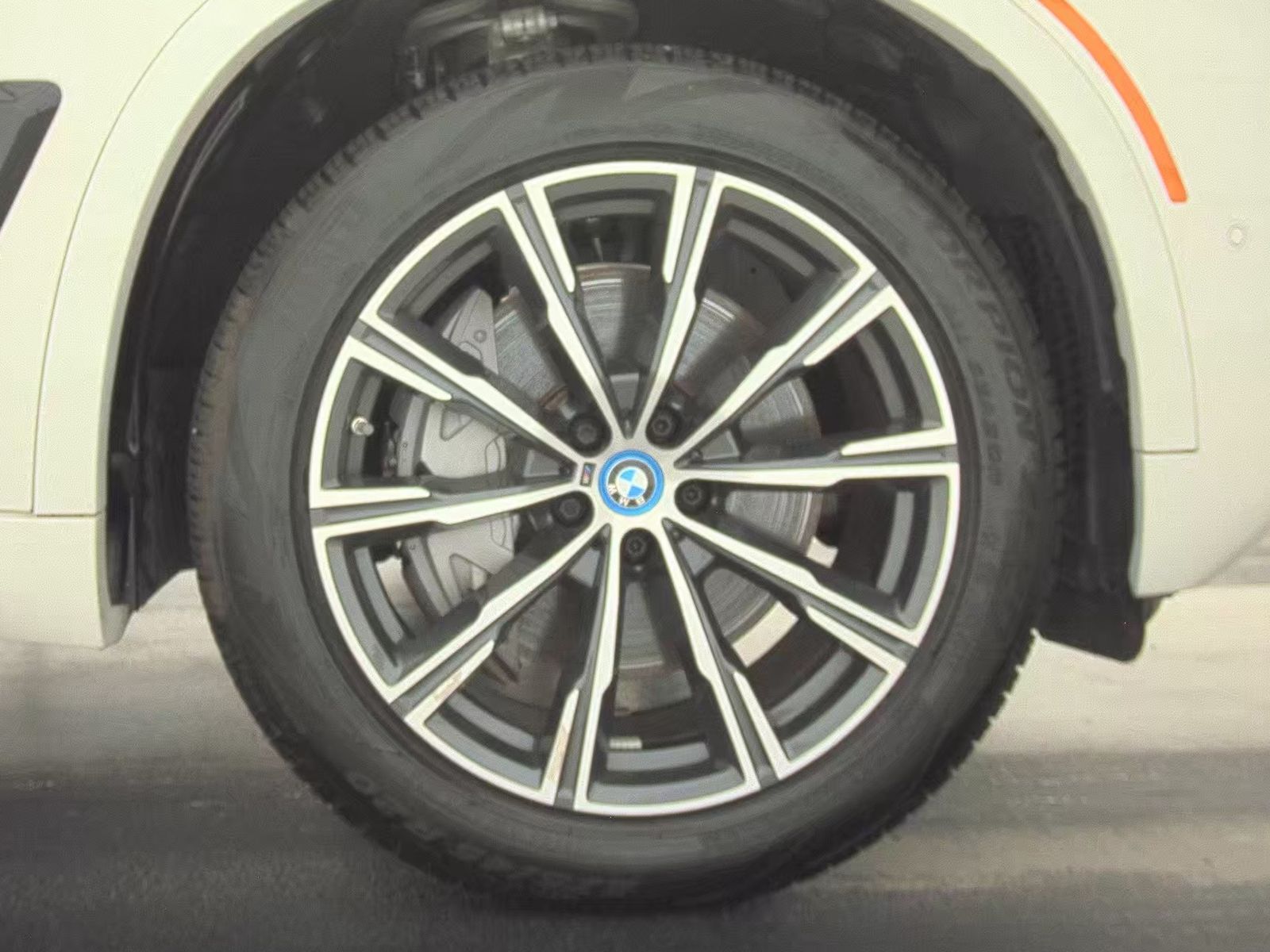 2025 BMW X5 xDrive50e AWD