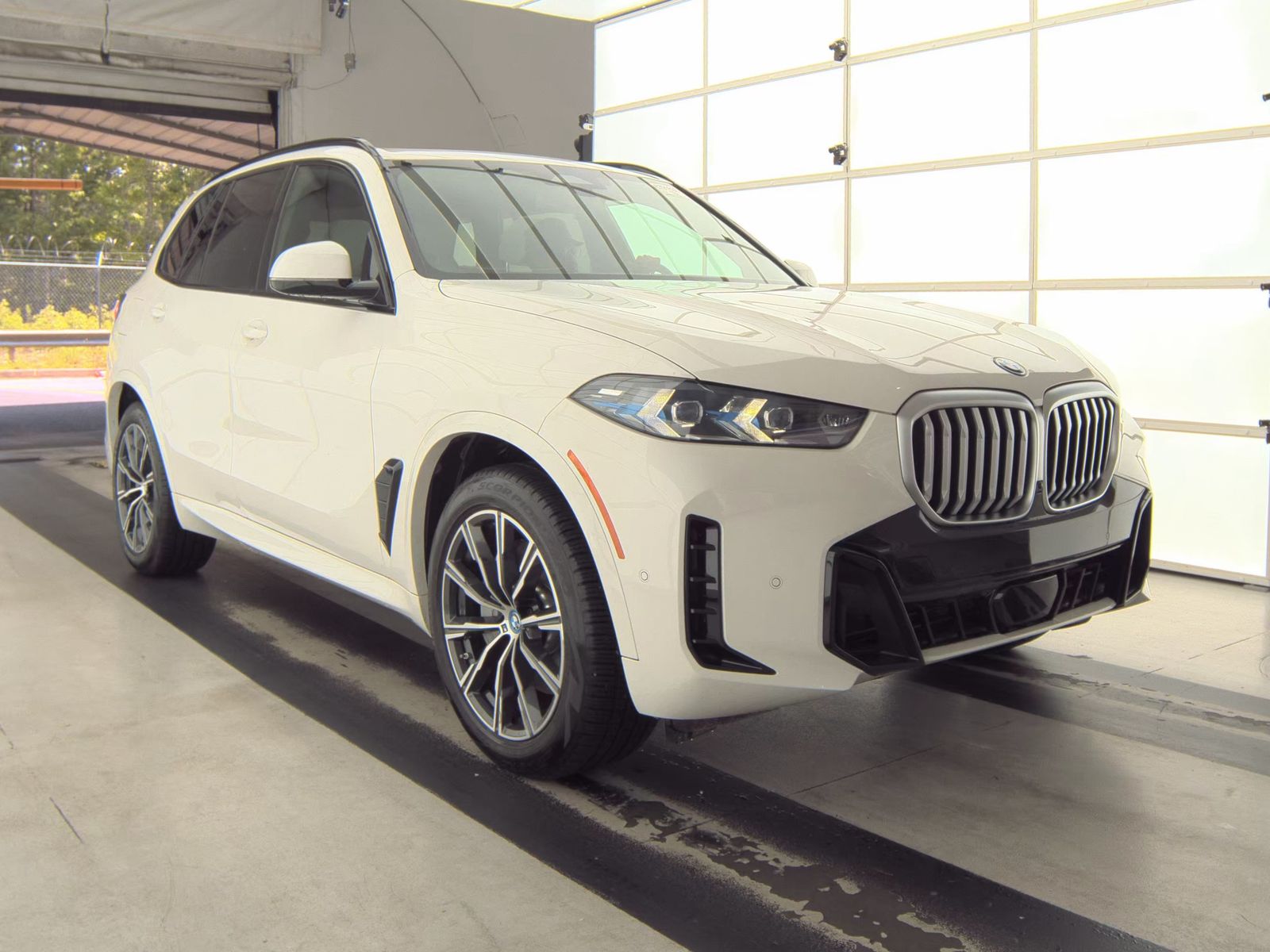 2025 BMW X5 xDrive50e AWD