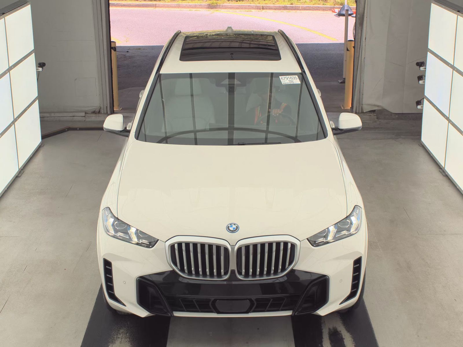 2025 BMW X5 xDrive50e AWD