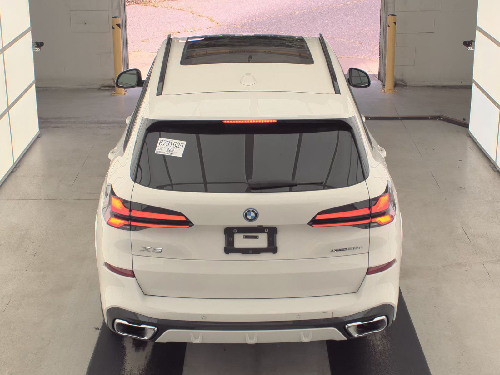 2025 BMW X5 xDrive50e AWD