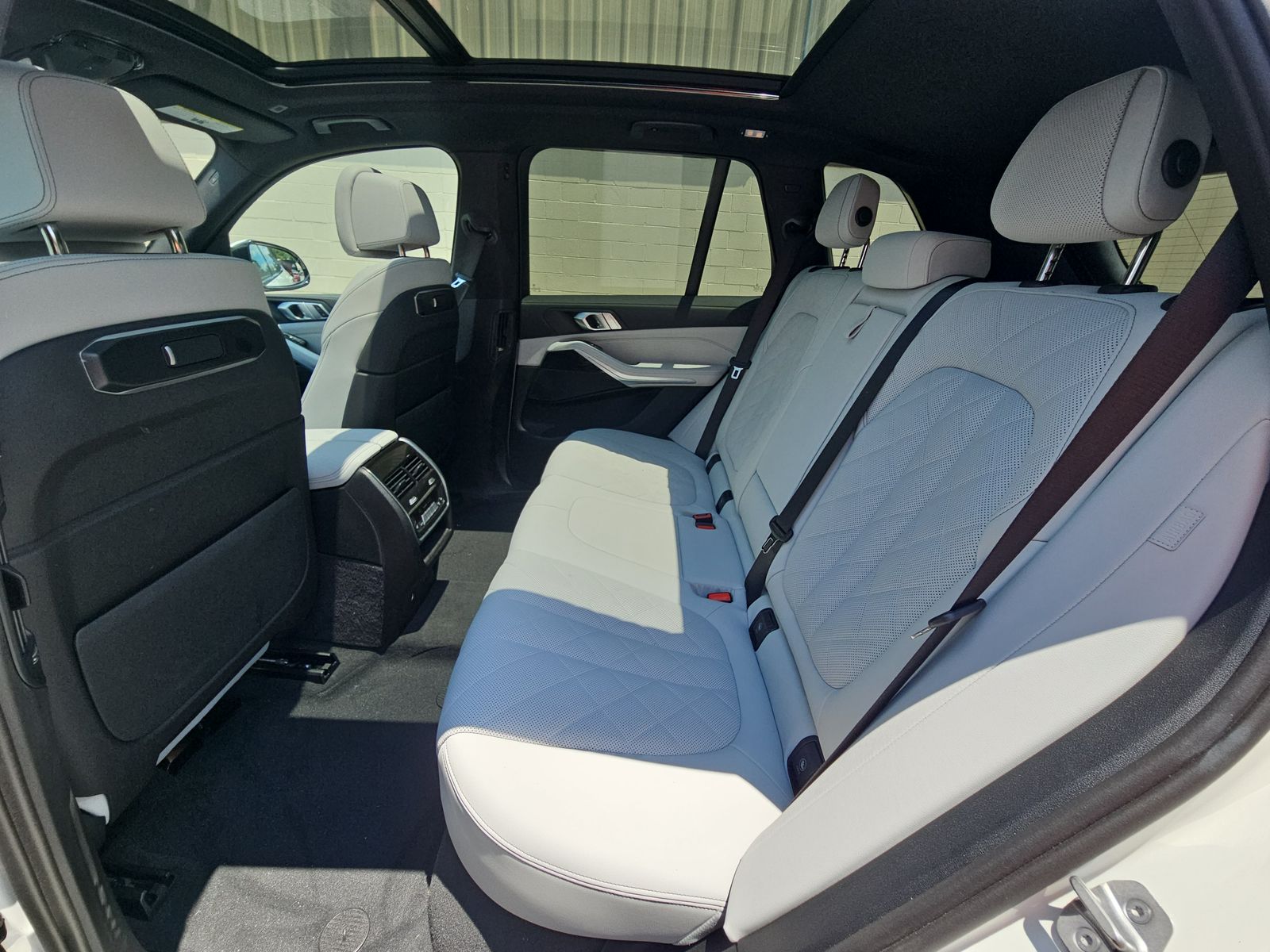 2025 BMW X5 xDrive50e AWD