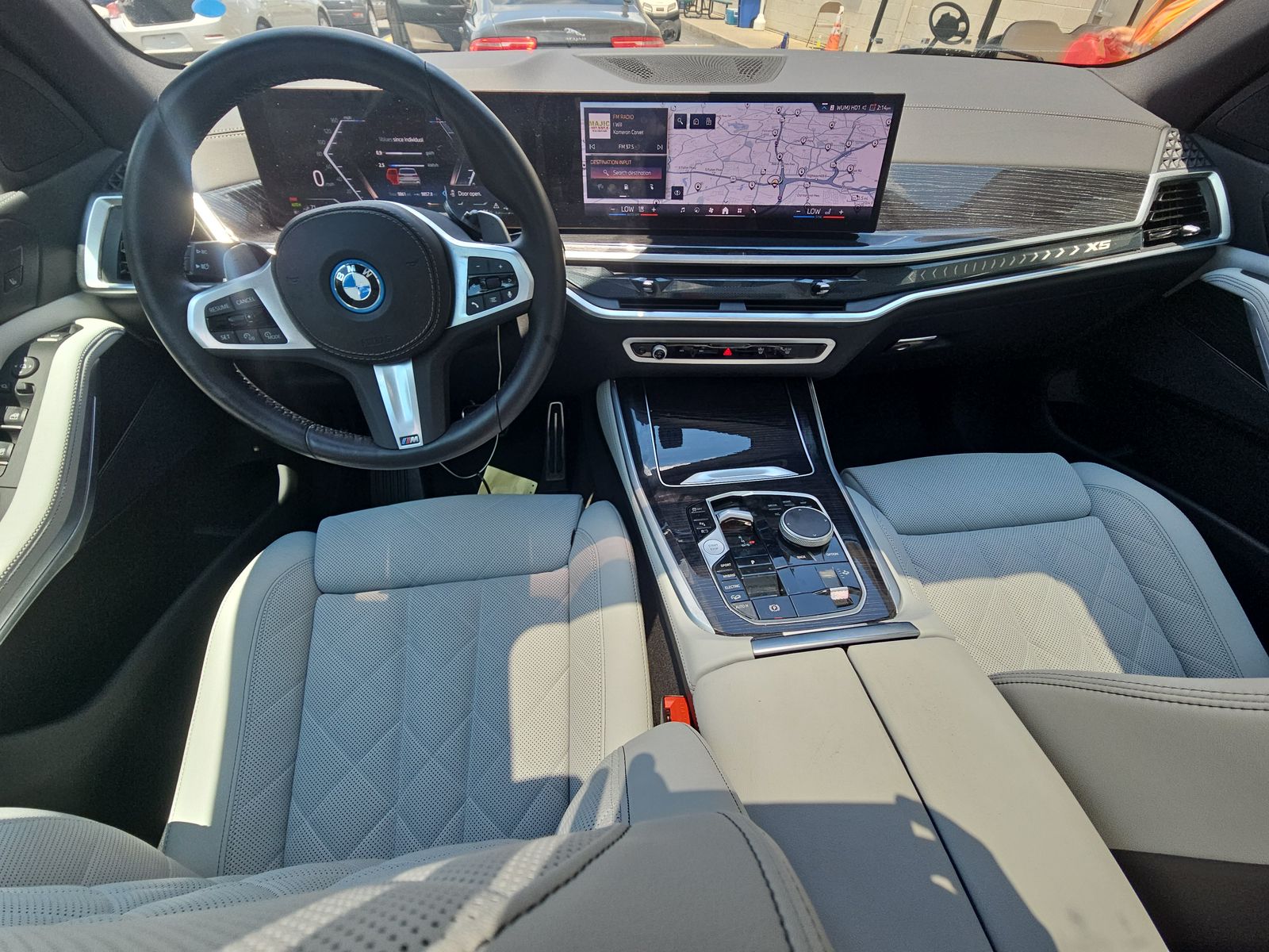 2025 BMW X5 xDrive50e AWD