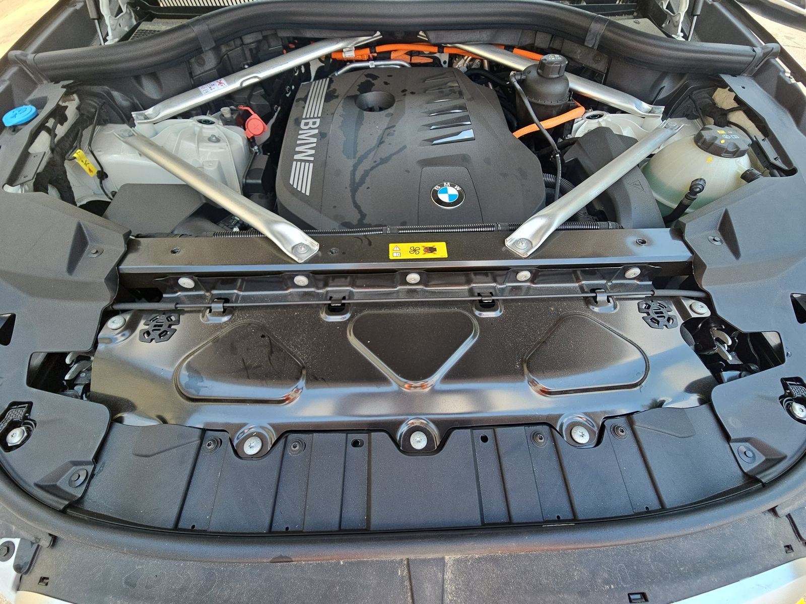 2025 BMW X5 xDrive50e AWD