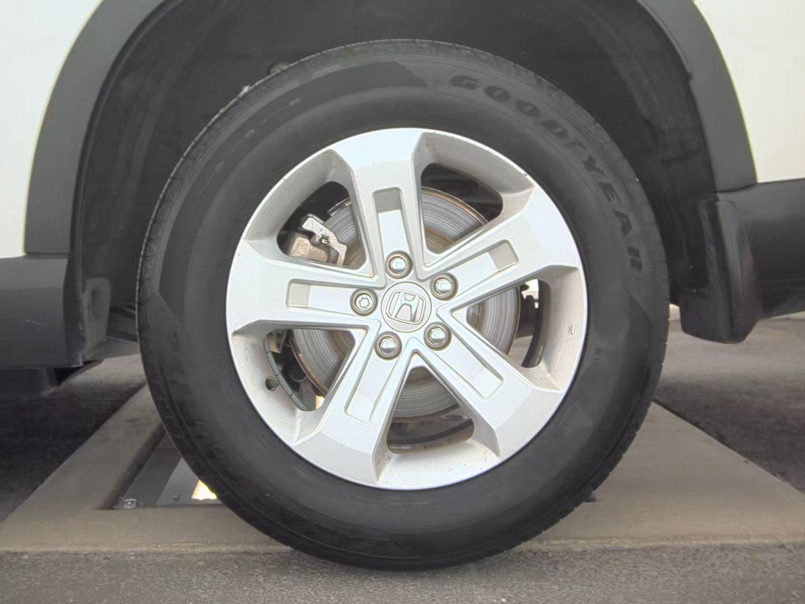 2023 Honda Pilot LX FWD