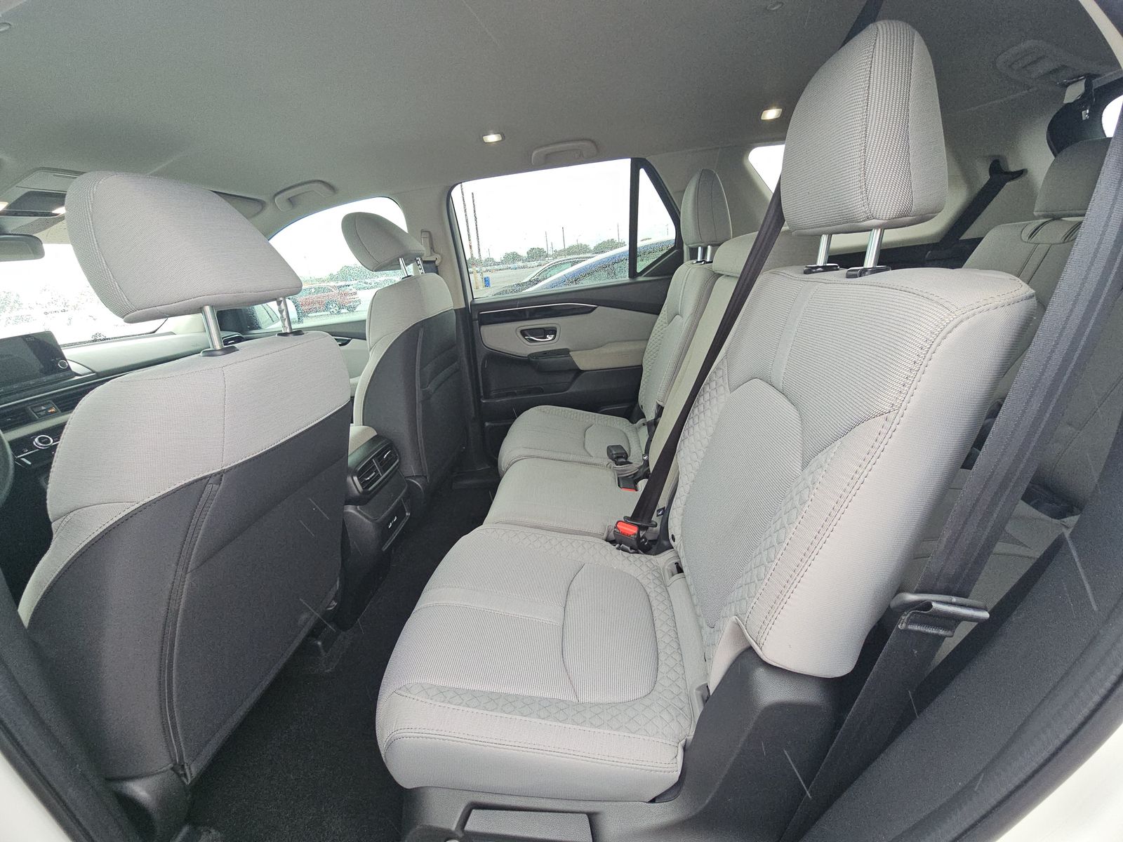 2023 Honda Pilot LX FWD