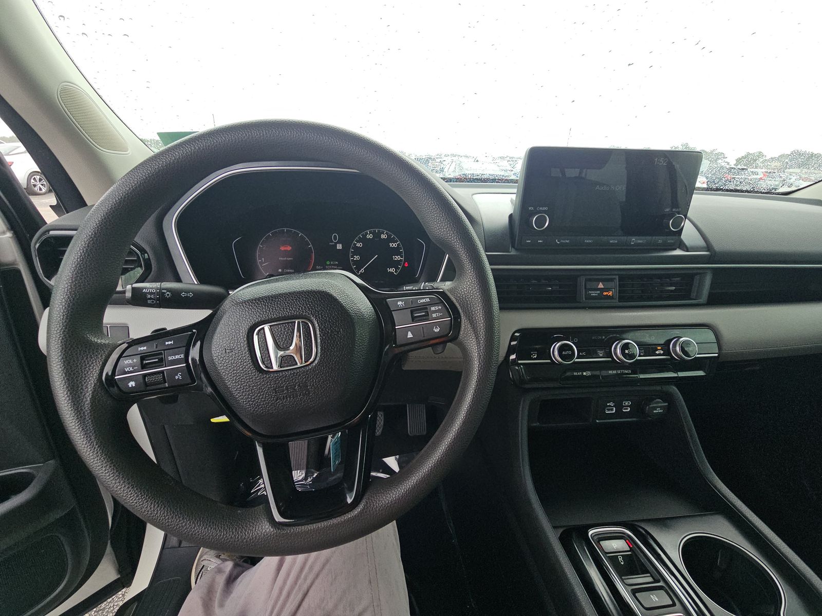 2023 Honda Pilot LX FWD