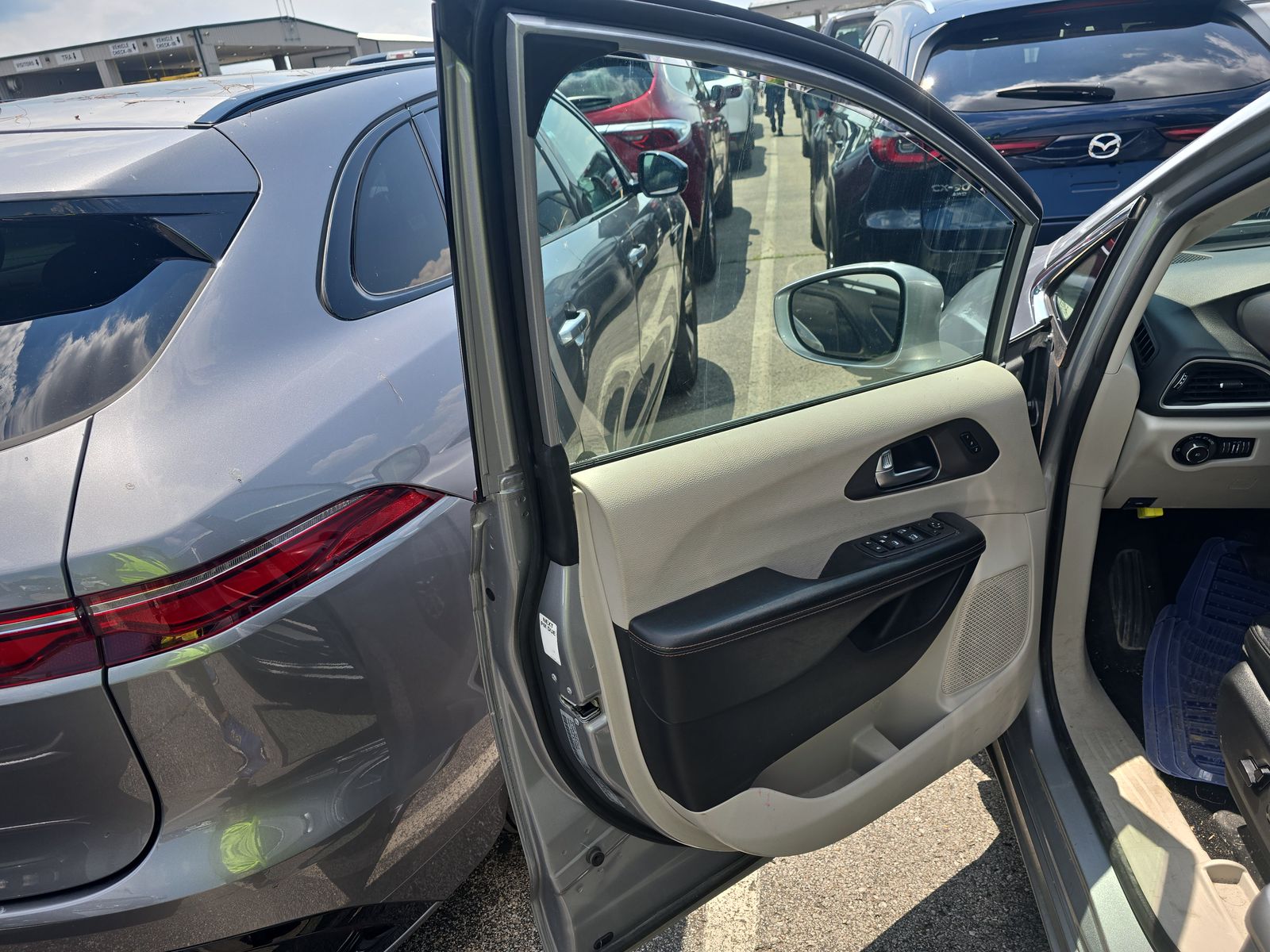2020 Chrysler Pacifica Touring L FWD