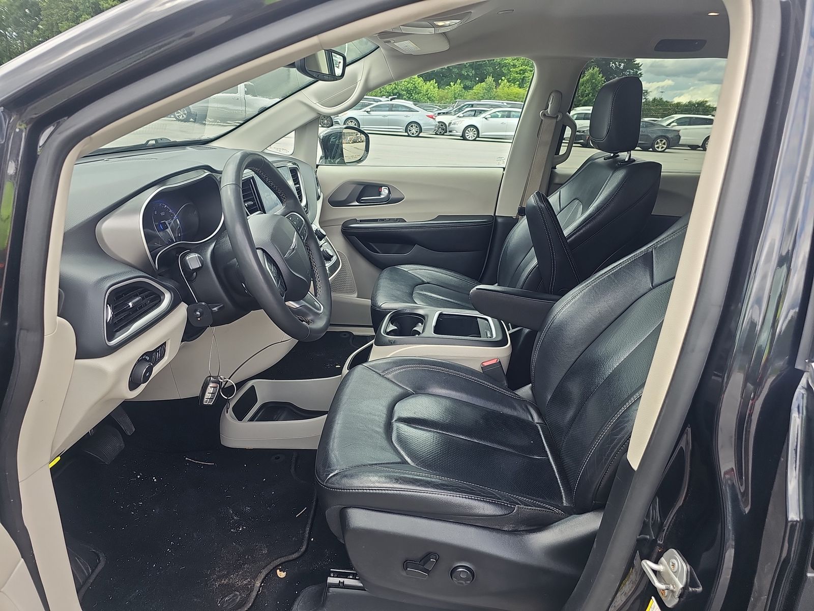 2022 Chrysler Pacifica Touring L FWD