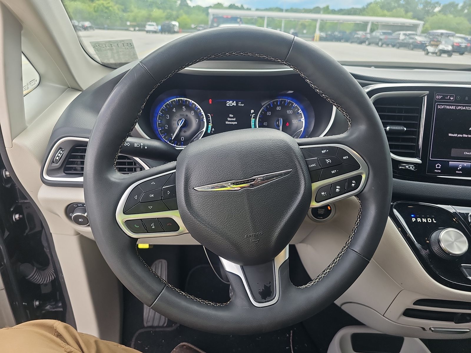 2022 Chrysler Pacifica Touring L FWD