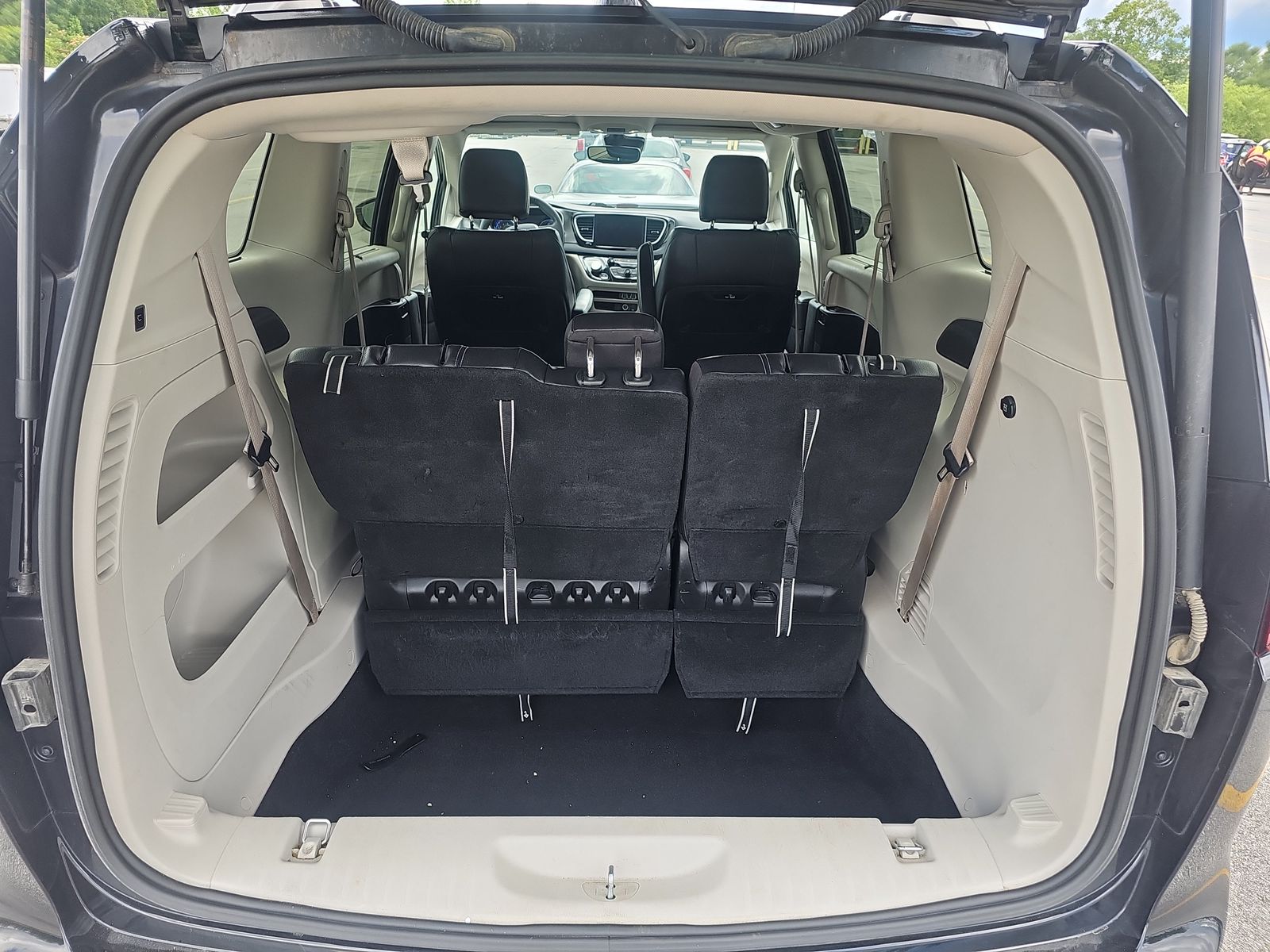 2022 Chrysler Pacifica Touring L FWD
