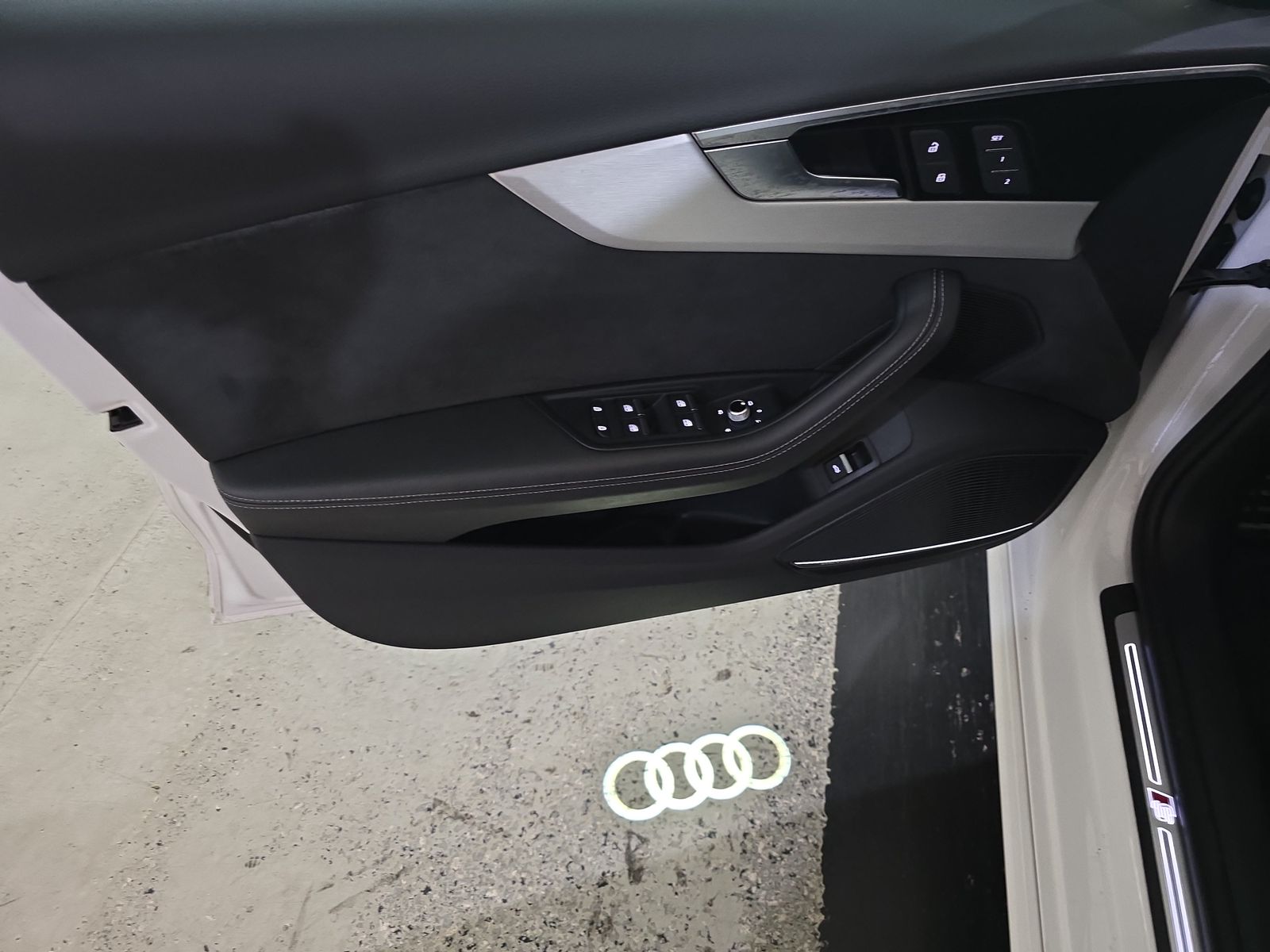2022 Audi A4 S line Premium Plus AWD