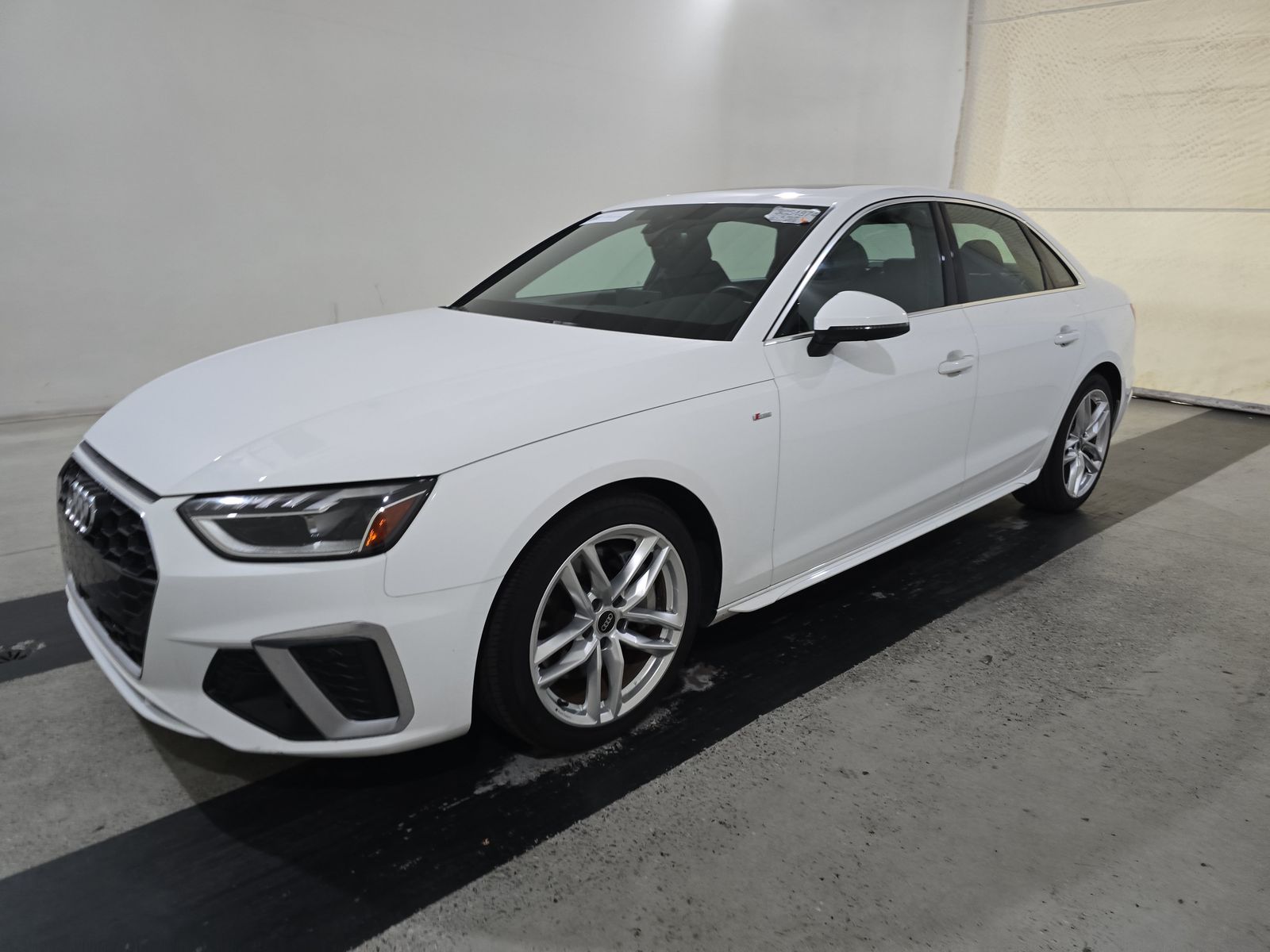 2022 Audi A4 S line Premium Plus AWD