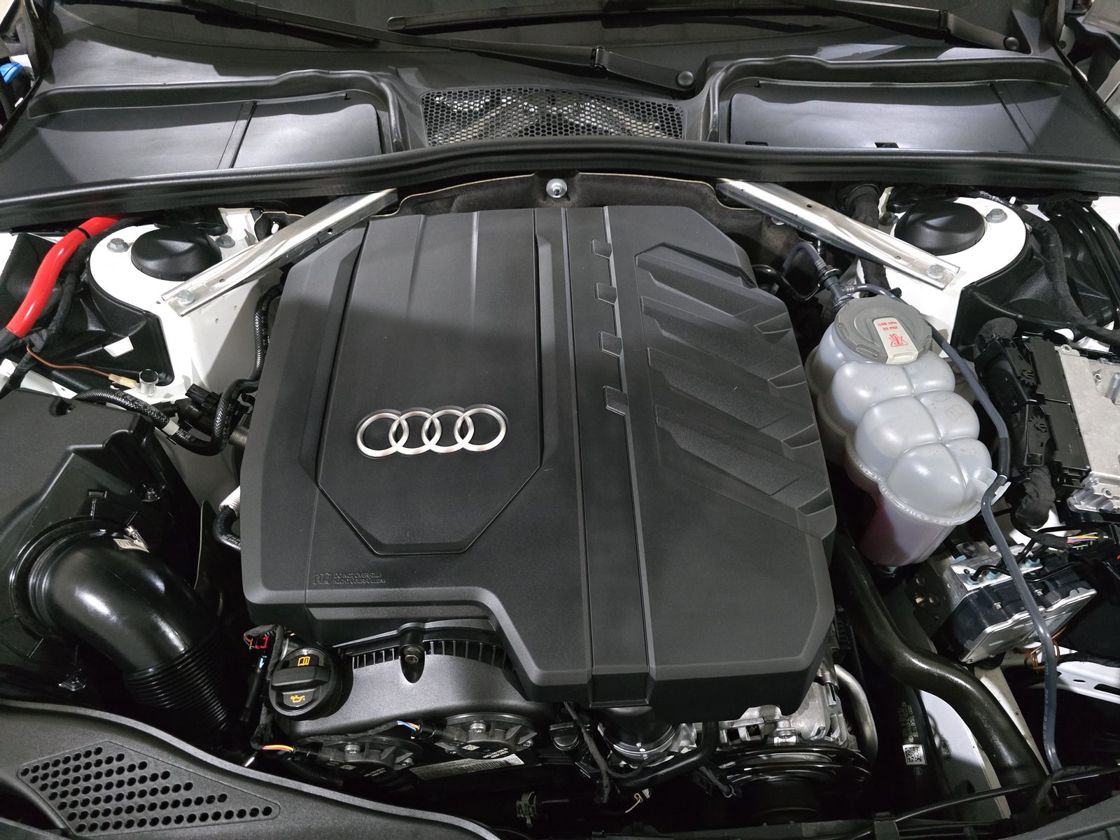 2022 Audi A4 S line Premium Plus AWD