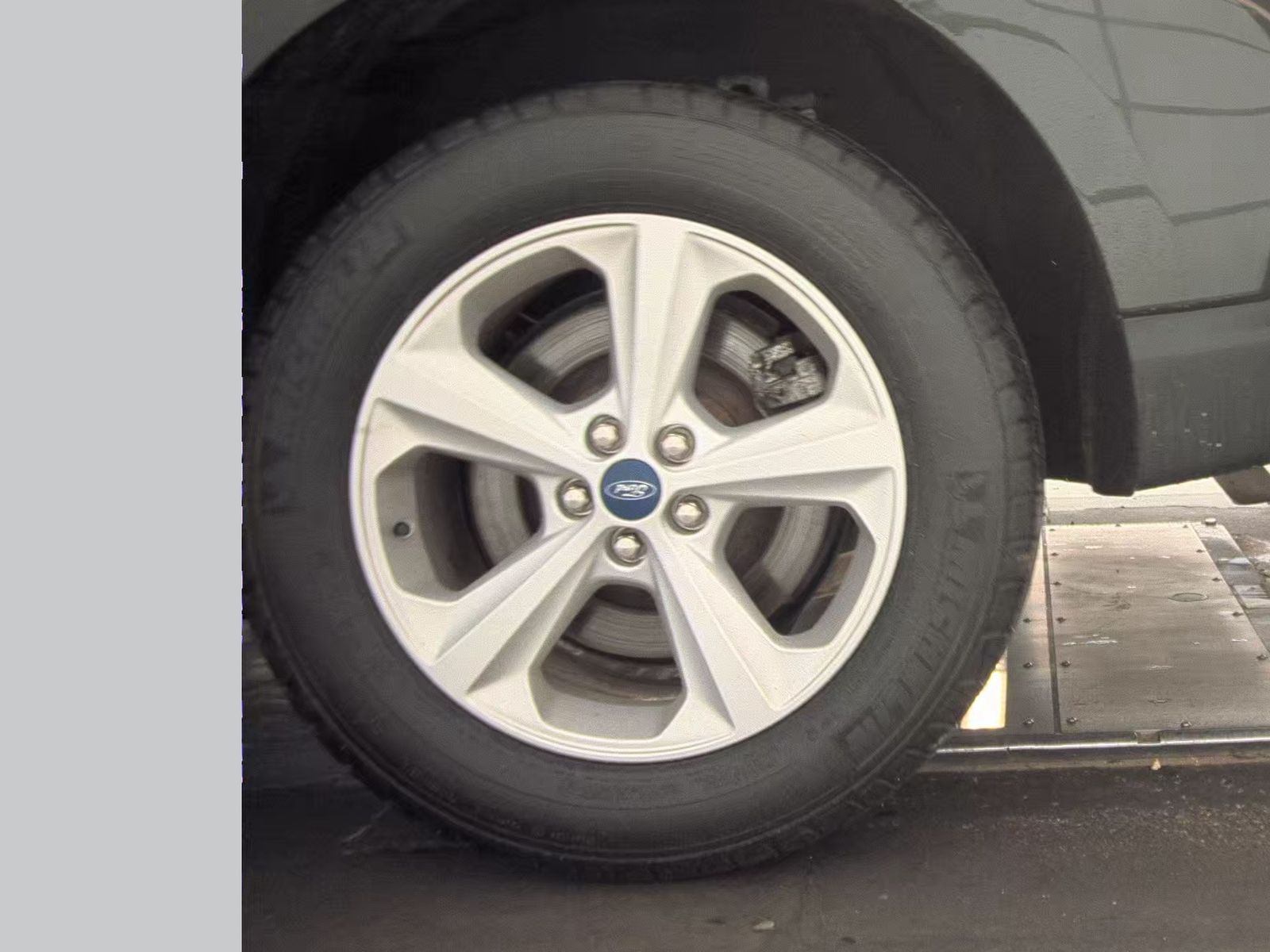 2022 Ford Edge SE AWD