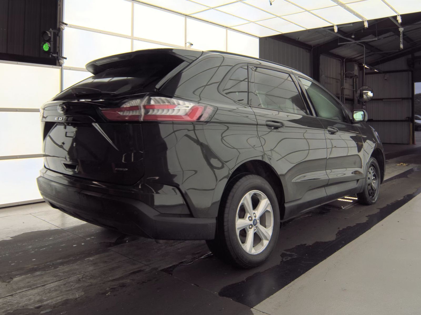 2022 Ford Edge SE AWD