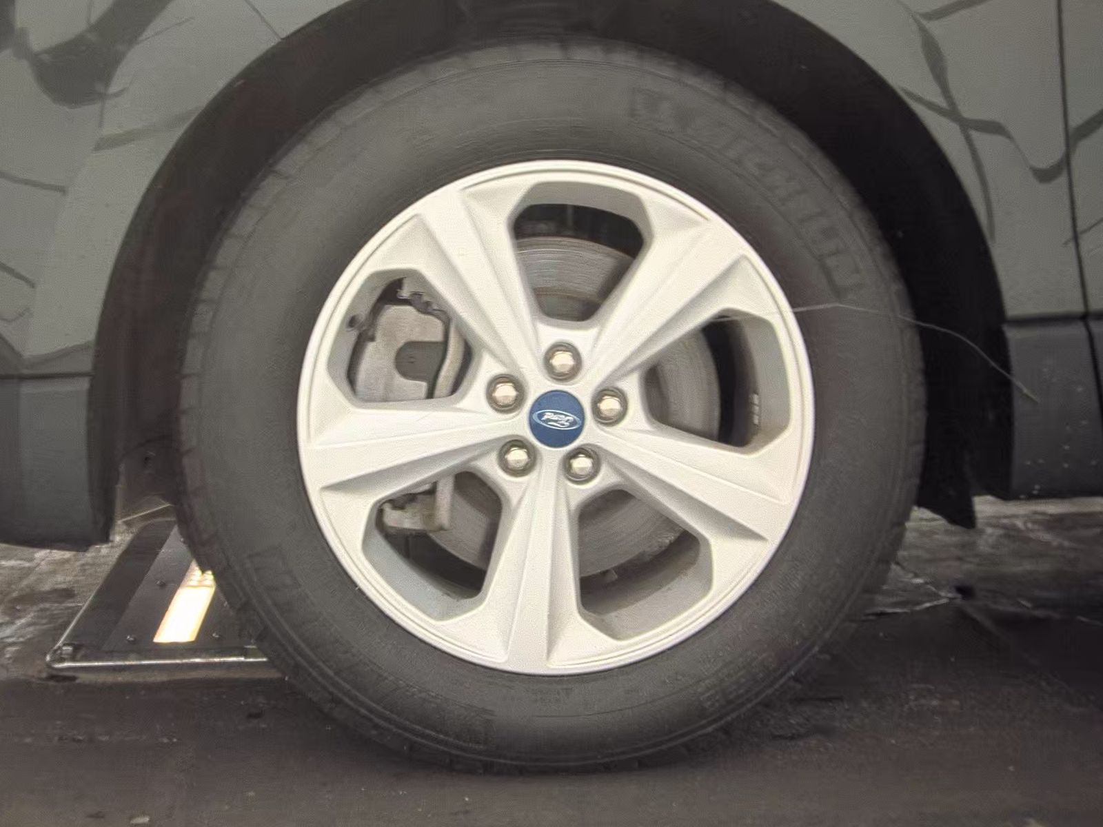 2022 Ford Edge SE AWD