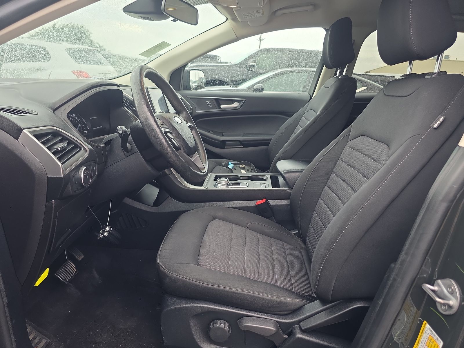 2022 Ford Edge SE AWD