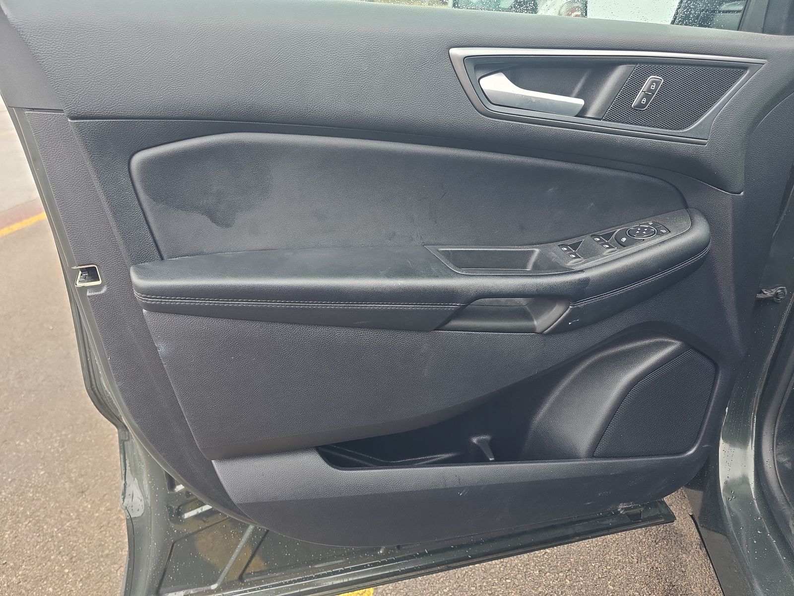 2022 Ford Edge SE AWD