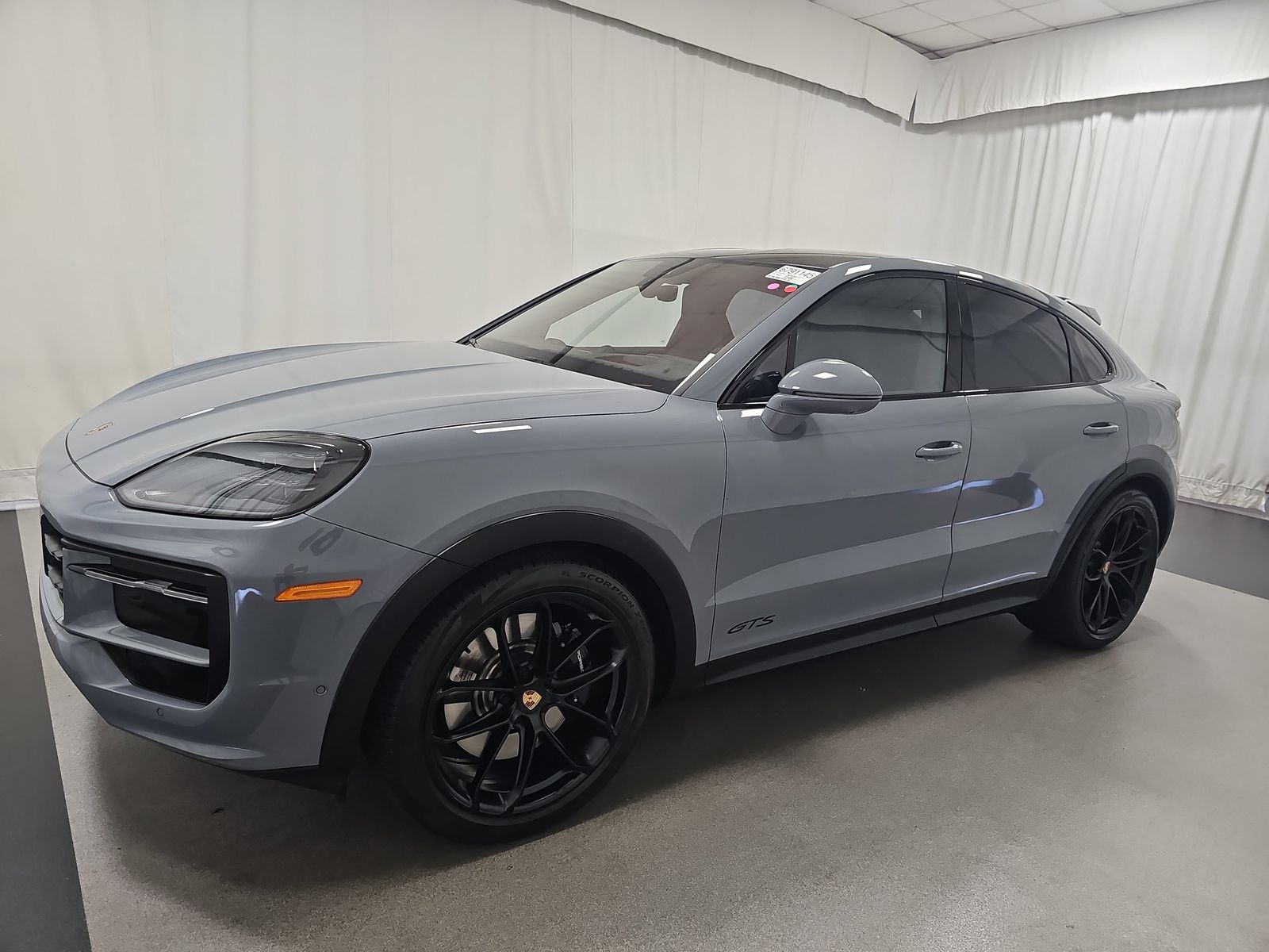 2025 Porsche Cayenne Coupe GTS