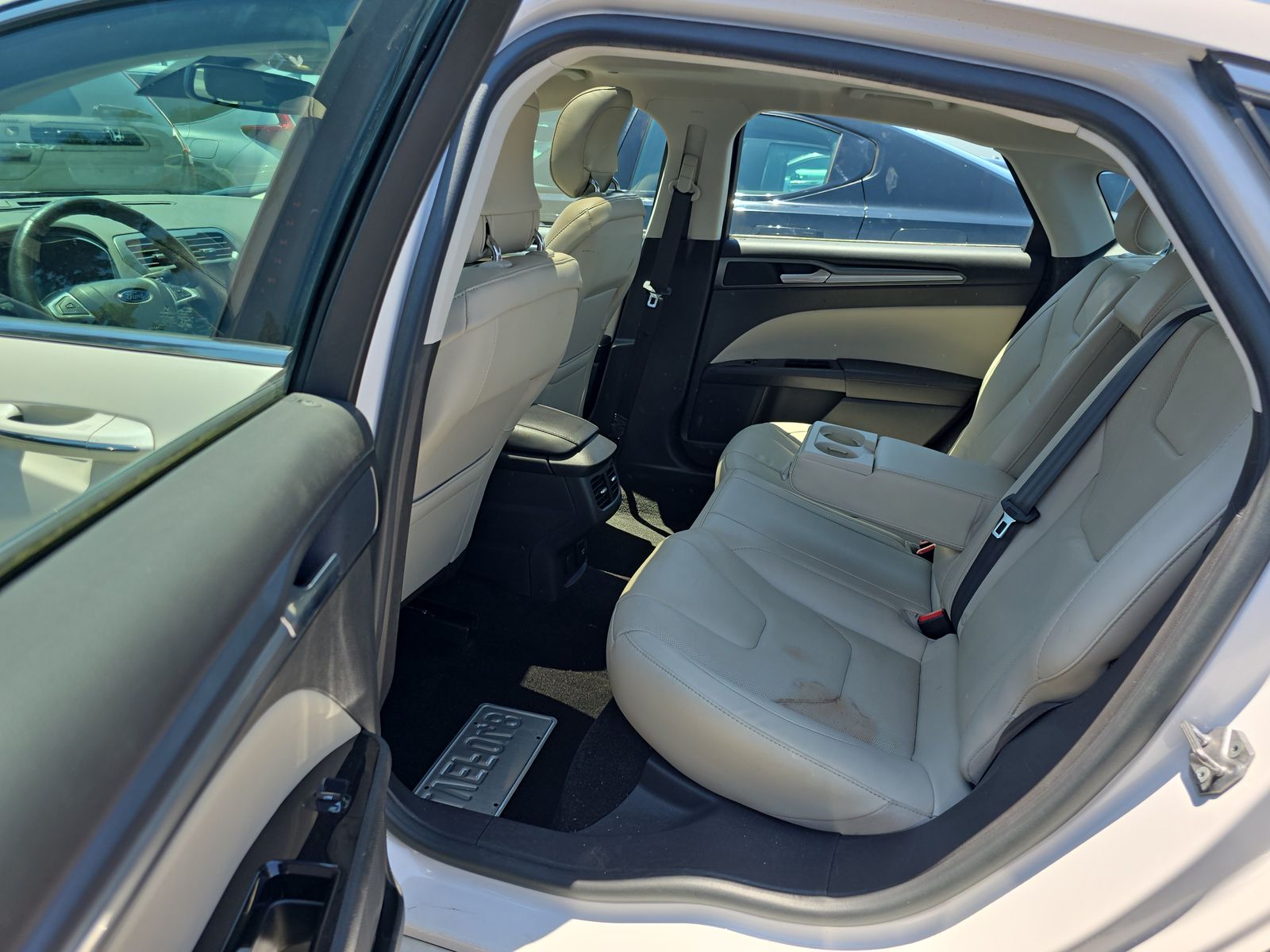 2015 Ford Fusion Hybrid Titanium FWD
