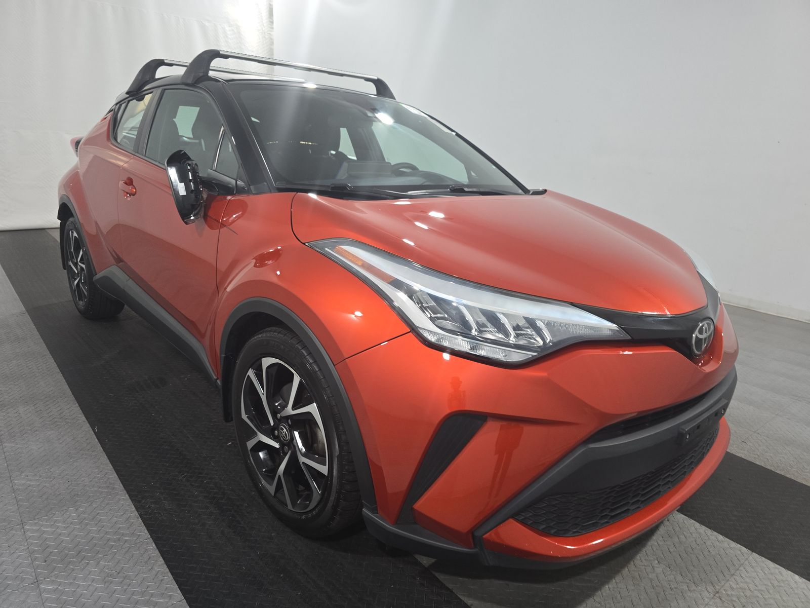 2020 Toyota C-HR XLE FWD