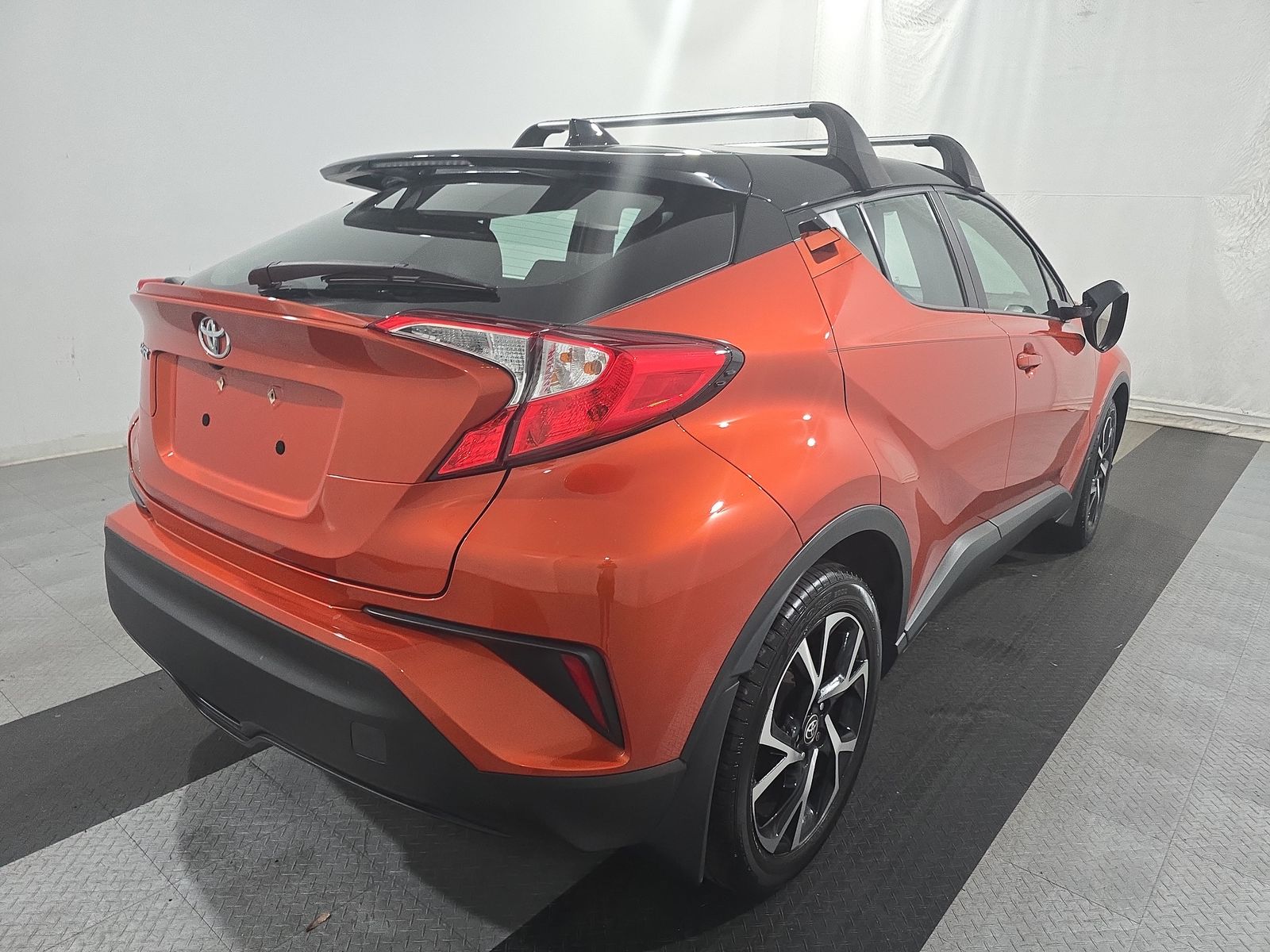 2020 Toyota C-HR XLE FWD