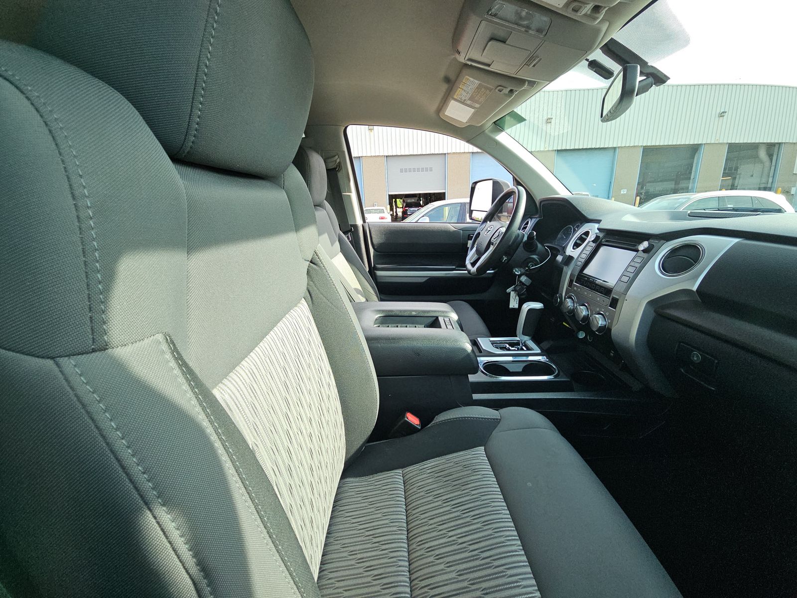 2017 Toyota Tundra SR5 AWD