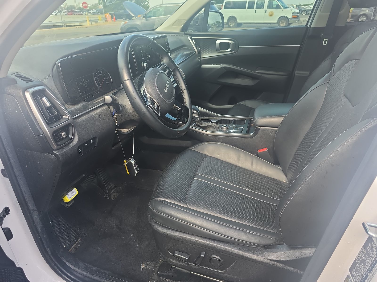 2022 Kia Sorento S FWD
