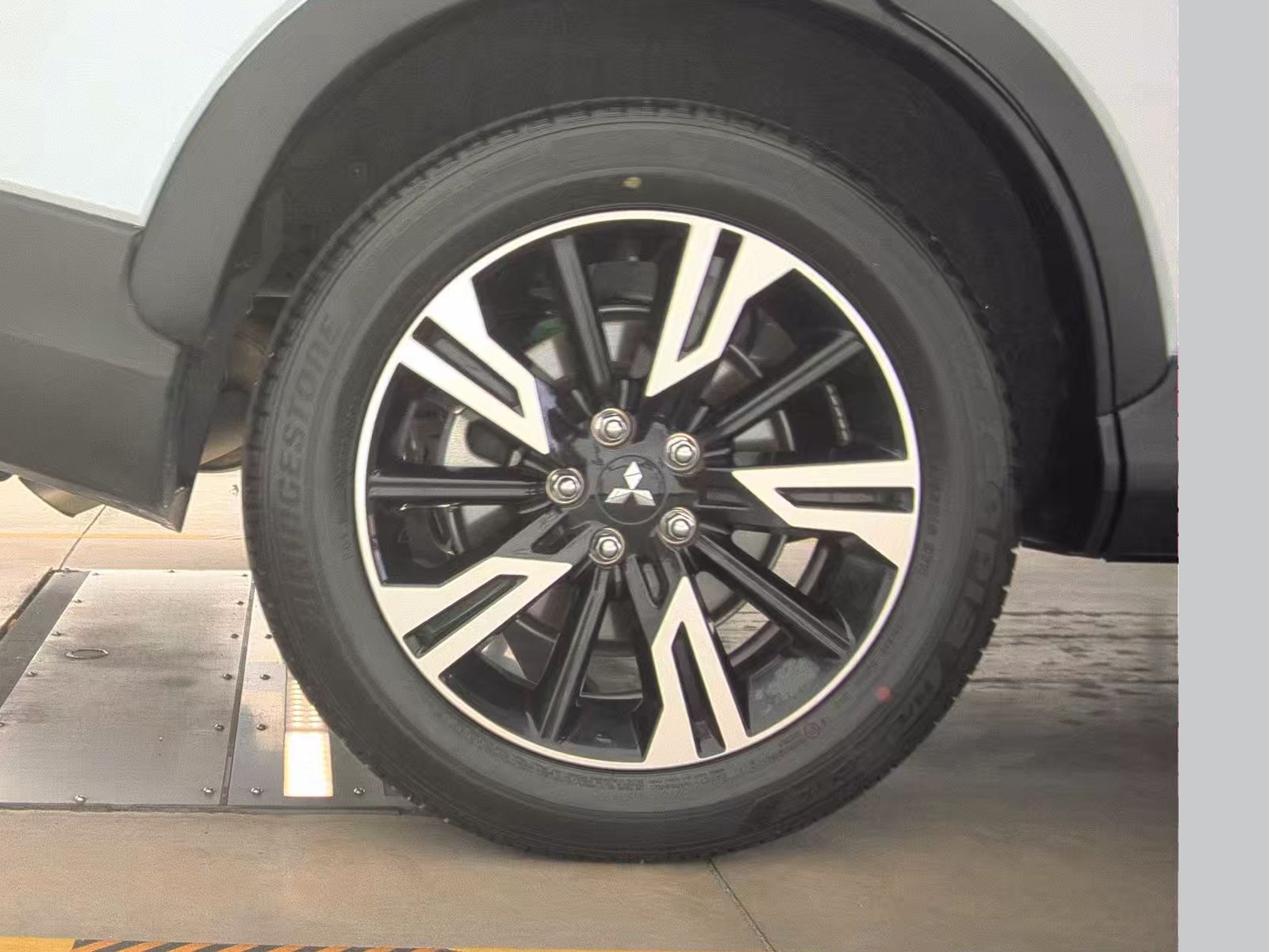 2025 Mitsubishi Eclipse Cross SE AWD