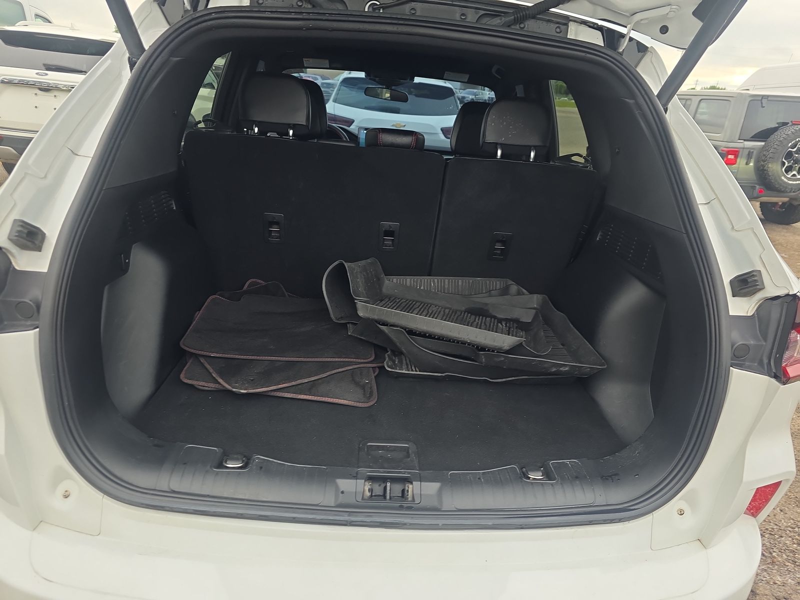 2023 Ford Escape ST-Line Select AWD