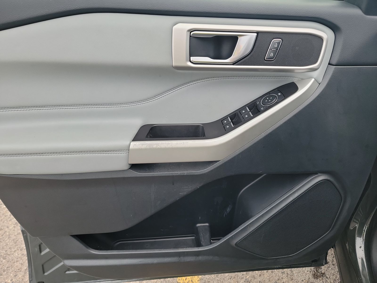 2022 Ford Explorer XLT AWD