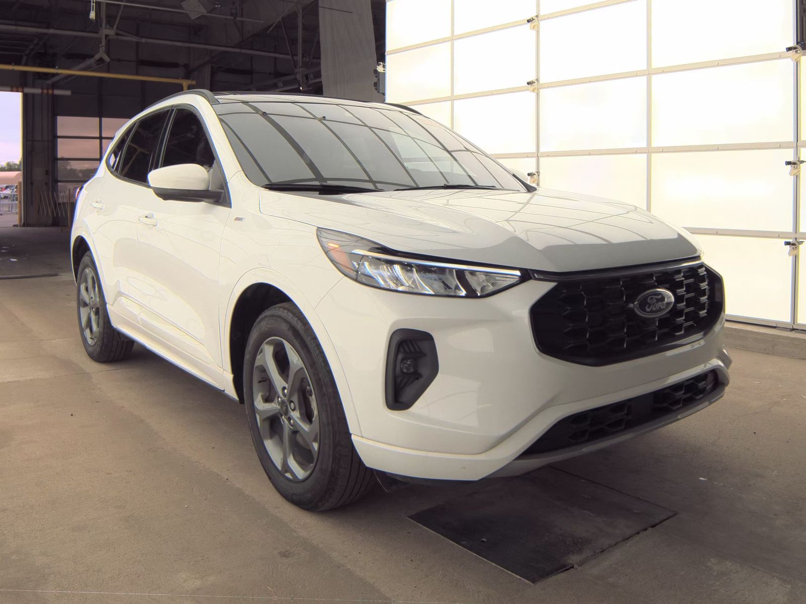 2023 Ford Escape ST-Line Select AWD