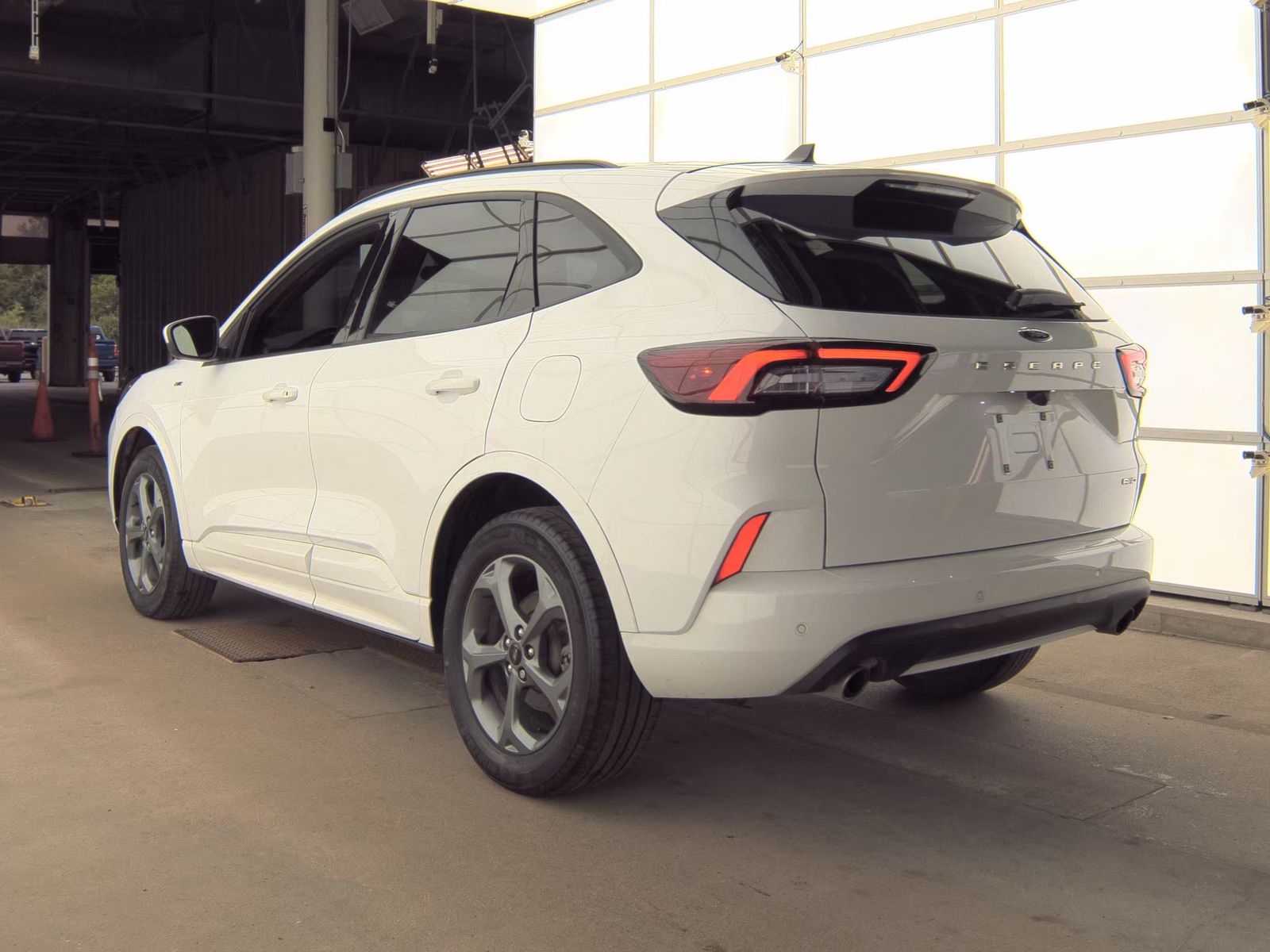 2023 Ford Escape ST-Line Select AWD