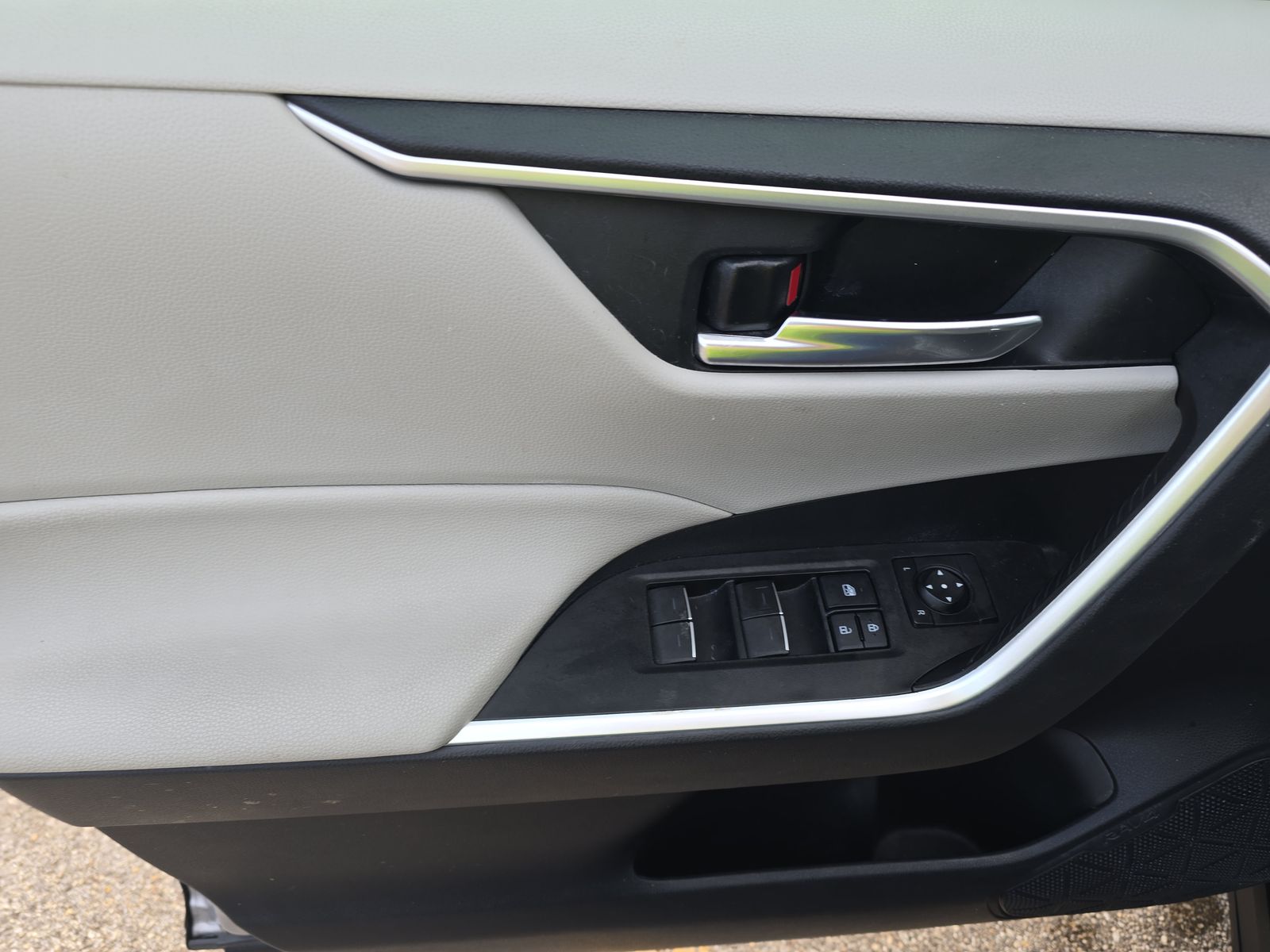 2022 Toyota RAV4 Hybrid XLE AWD