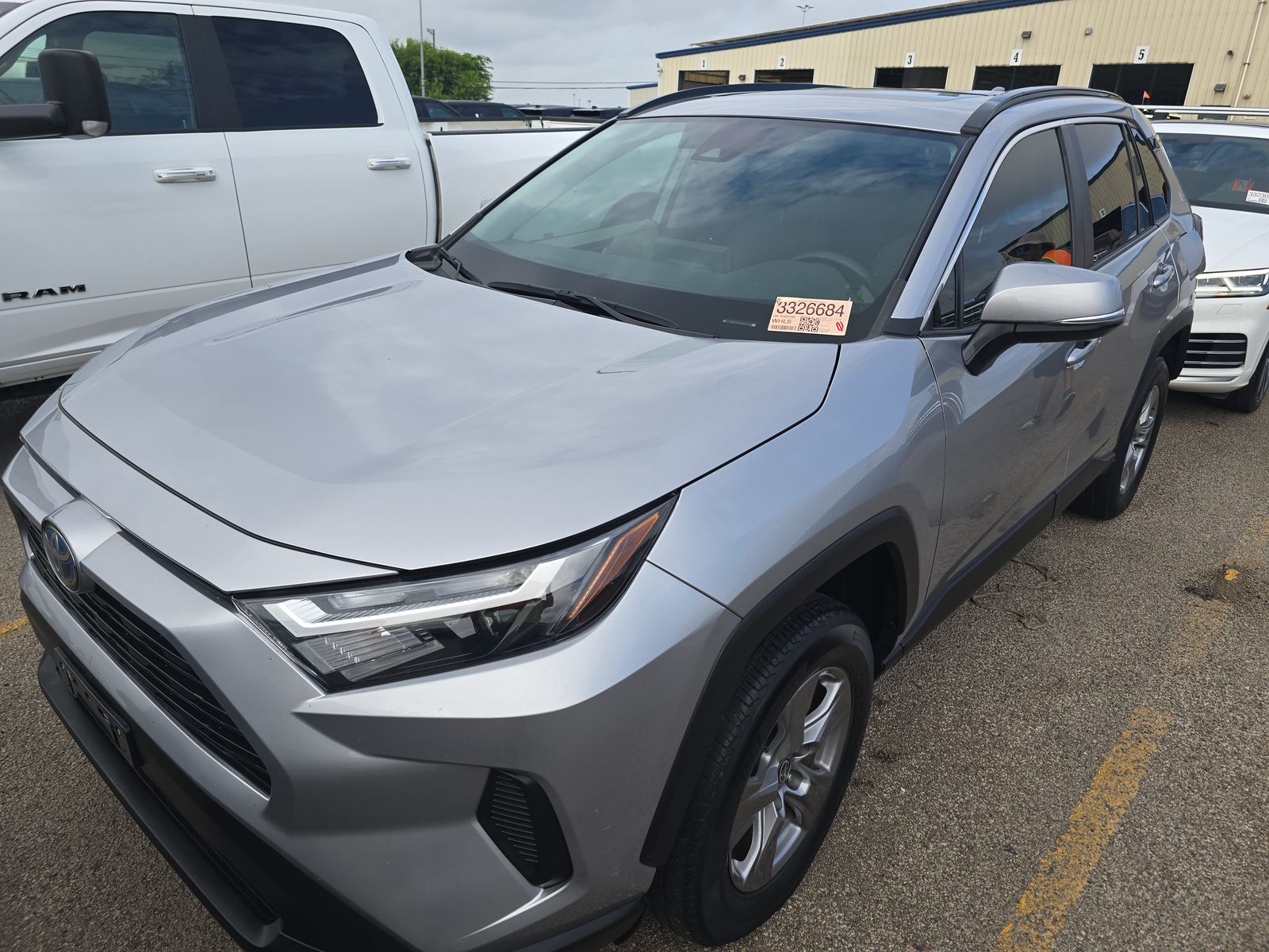 2022 Toyota RAV4 Hybrid XLE AWD
